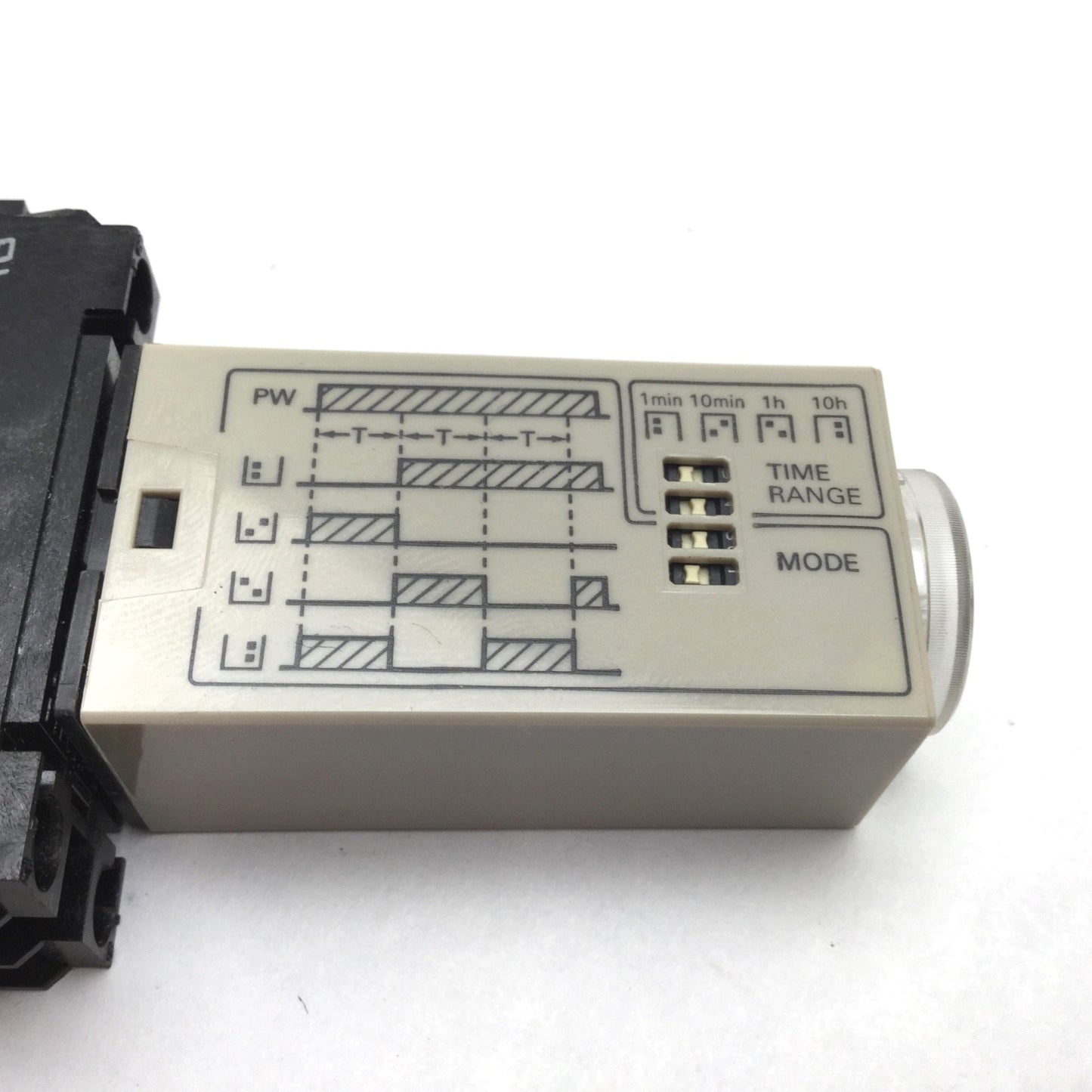 Used Omron H3YN-21 Analog Timer, DPDT, 0.1min to 10h, 100-120VAC, With Socket Base