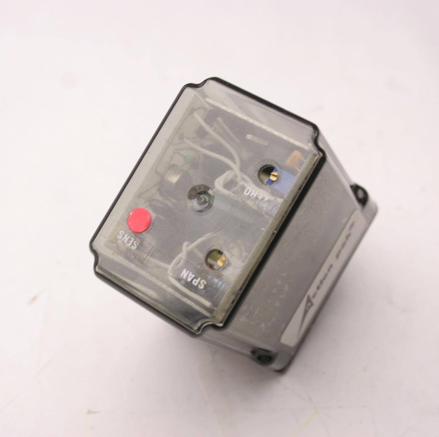 Used Action Instruments 7010-1213 Signal Conditioner Relay, In: 0-10Hz, Out: 4-20mA