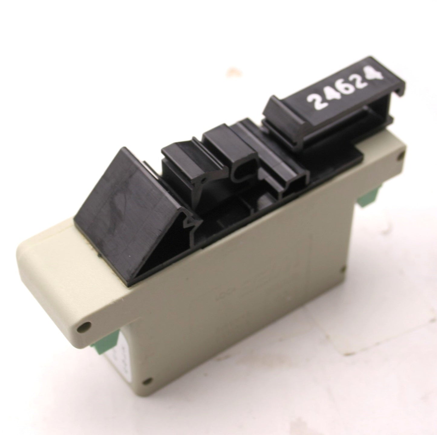 Used Calex 8502 Two Channel Converter, Input 24VDC, 0-20KHz, Din Rail Mount