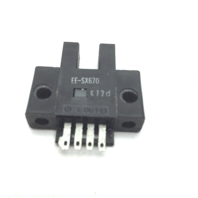 Used Lot of 4 Omron EE-SX670 Photoelectric Sensors Slot Type 5-24VDC NPN