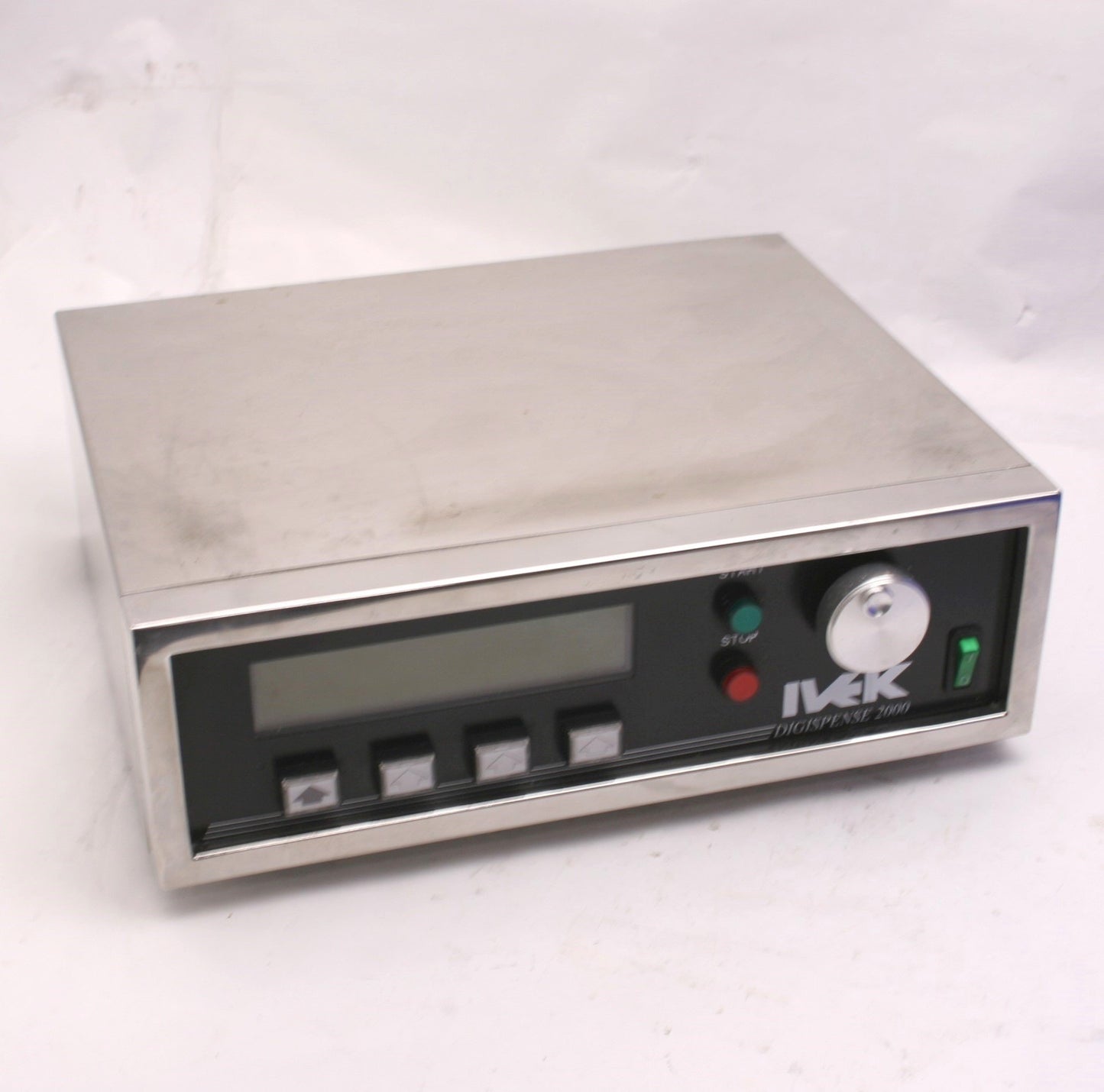 Used Ivek Digispense-2000 520090-HZAA Digital Liquid Dispenser, Voltage: 120VAC