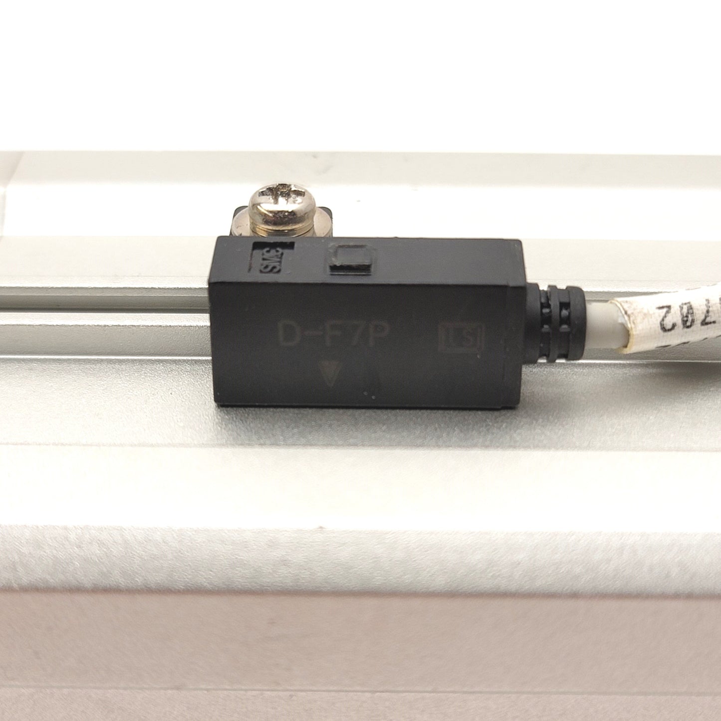 Used SMC CDLQA50-100DM-F Double Acting Compact Cylinder W/Lock & Switch Stroke: 100mm