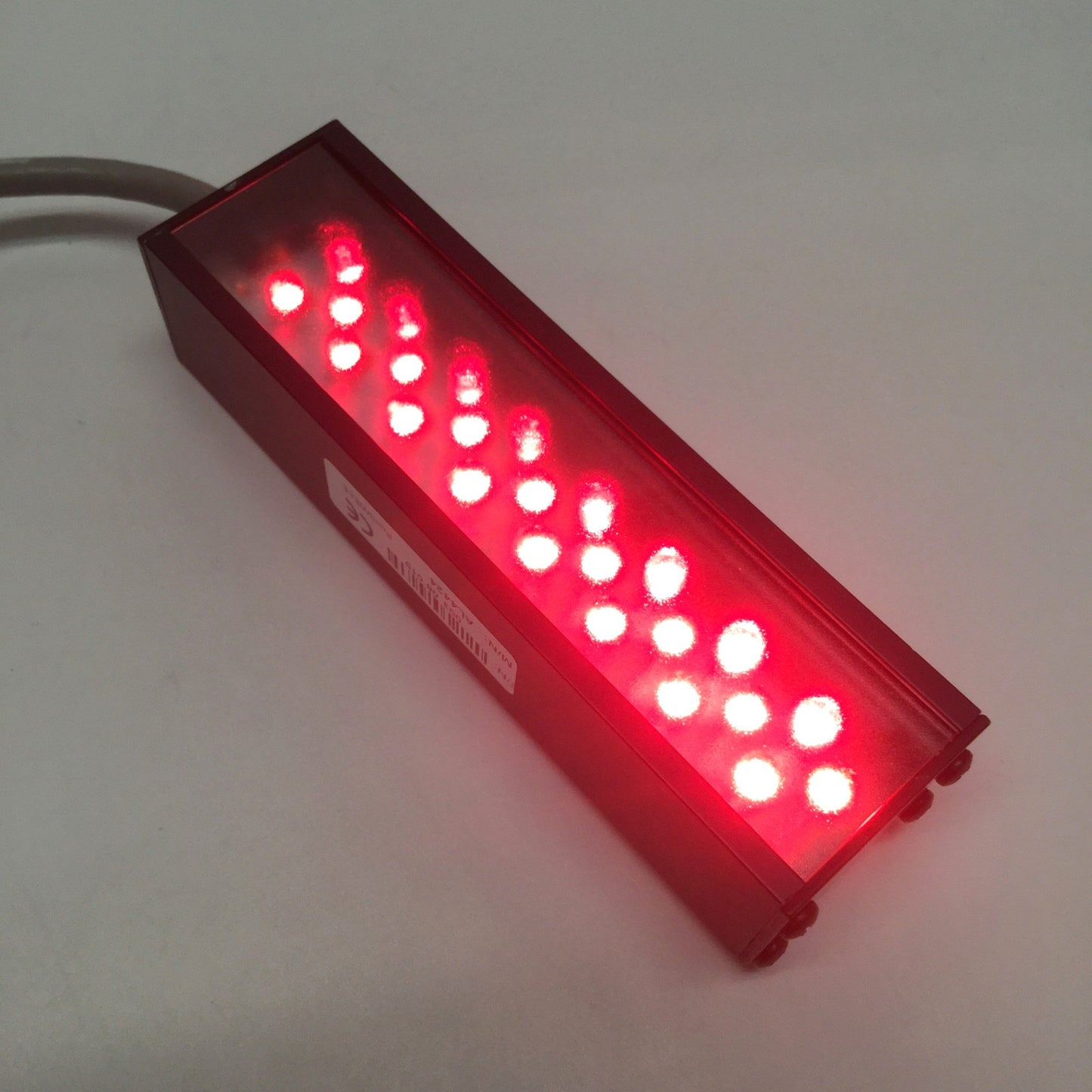 Used Advanced Illumination AL4424 4" Broad Area Linear Array Red LED 660nm 24VDC