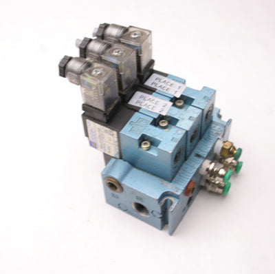 Used Bank of 3 MAC 45A-LAC-DDAJ-1KD Solenoid Valve Manifold Block 24VDC 5.4A 120PSI