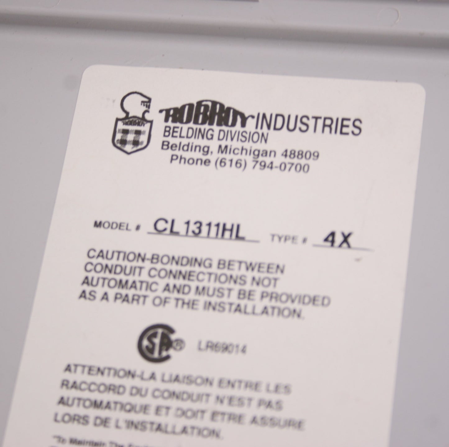 Used Stahlin CL1311HL Wall Mount Enclosure, 13.21"Hx11.21"Wx6.59"D Fiberglass *Holes*
