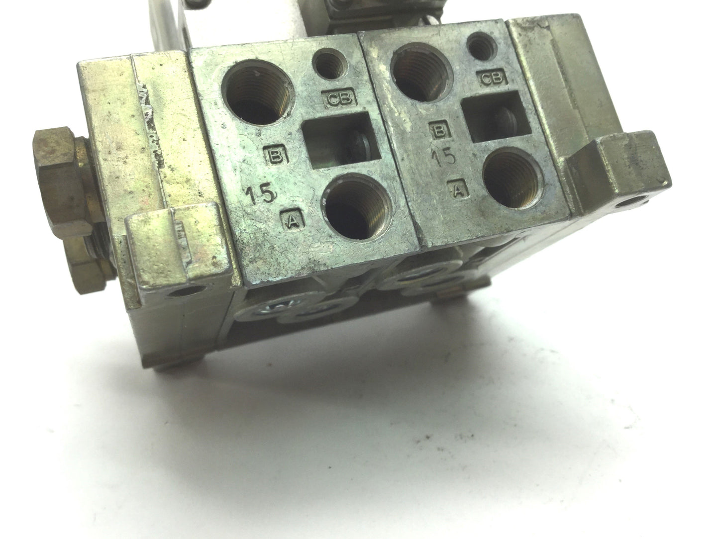 Used Numatics 031SA4004011B & 031SA4154000061 Solenoid Valves, Regulator, 2-Pos 5-Way
