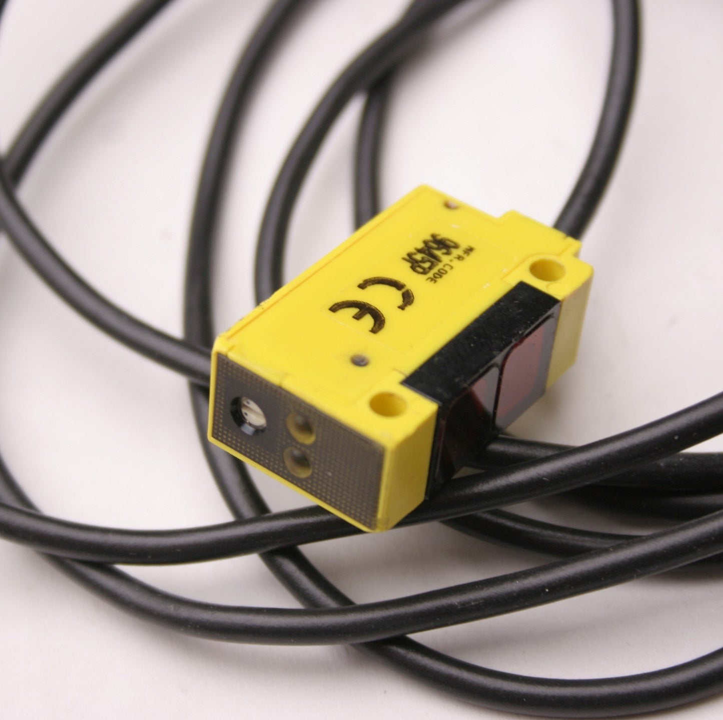 Used Banner Q19SN6D Polarized Retro Sensor, Sensing Beam: 680nm, 10-30VDC, Range: 8"
