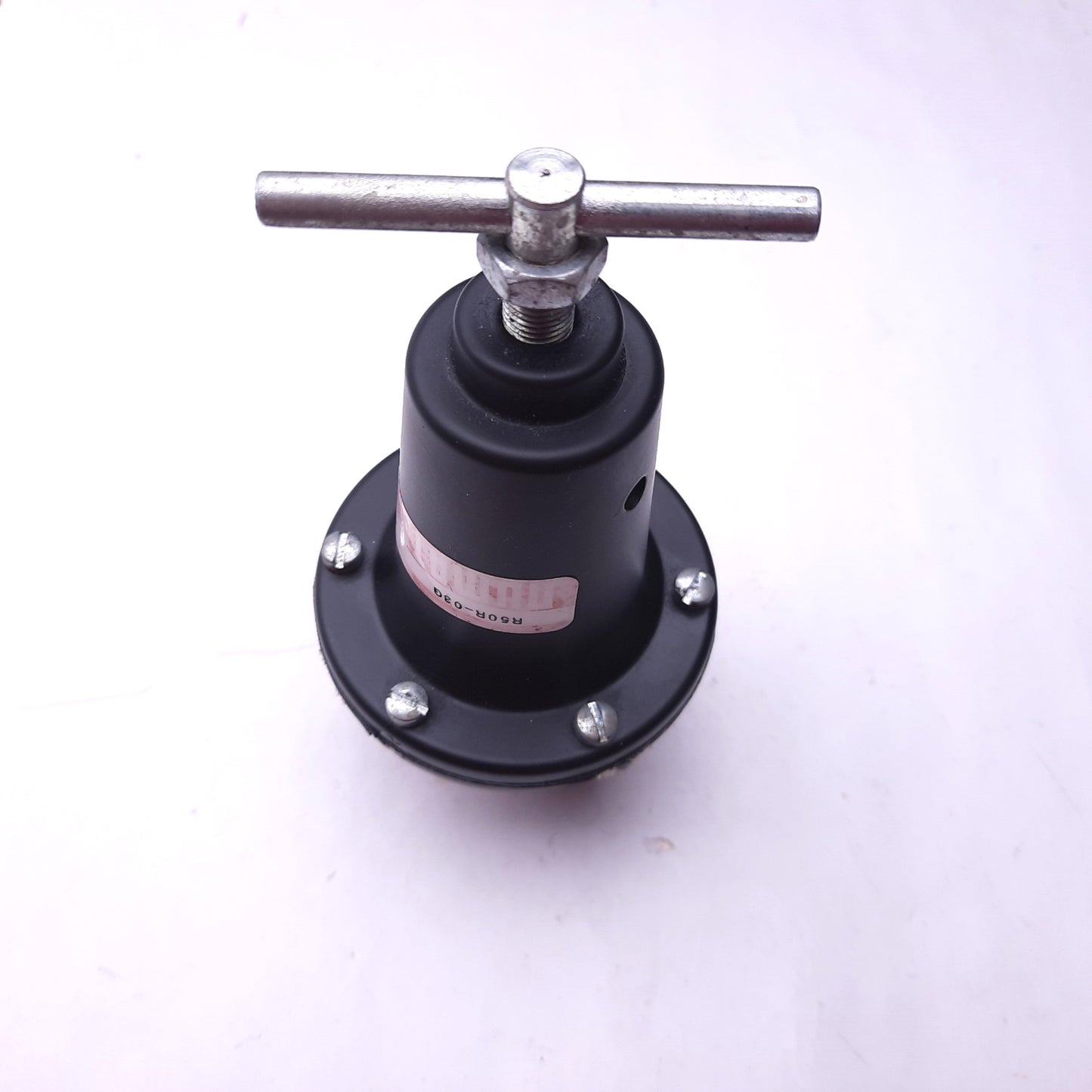 Used Numatics R50R-03G Regulator, Ports: 3/8" NPT, In: 300psi, Out: 0-125psi