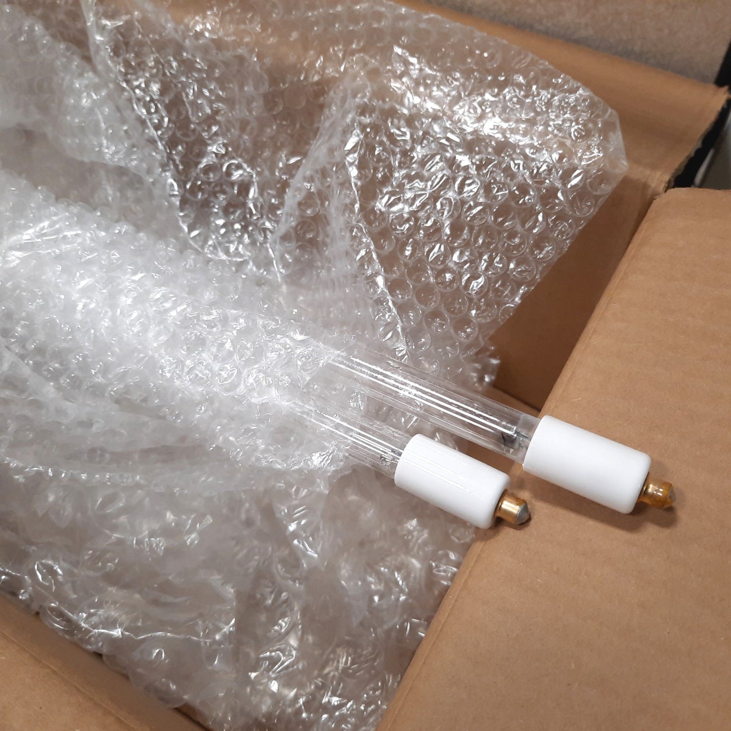 New Lot of 2 Ideal Horizons LMP 11004 UV Lamp Bulb, Length: 61", Single Pin