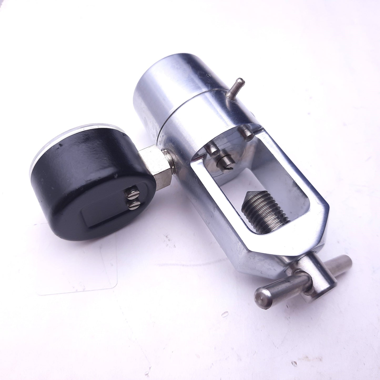 Used Raidometer D669 CO2 Regulator, For Gas Analyzer 4990, Gauge: 0-4500 PSI