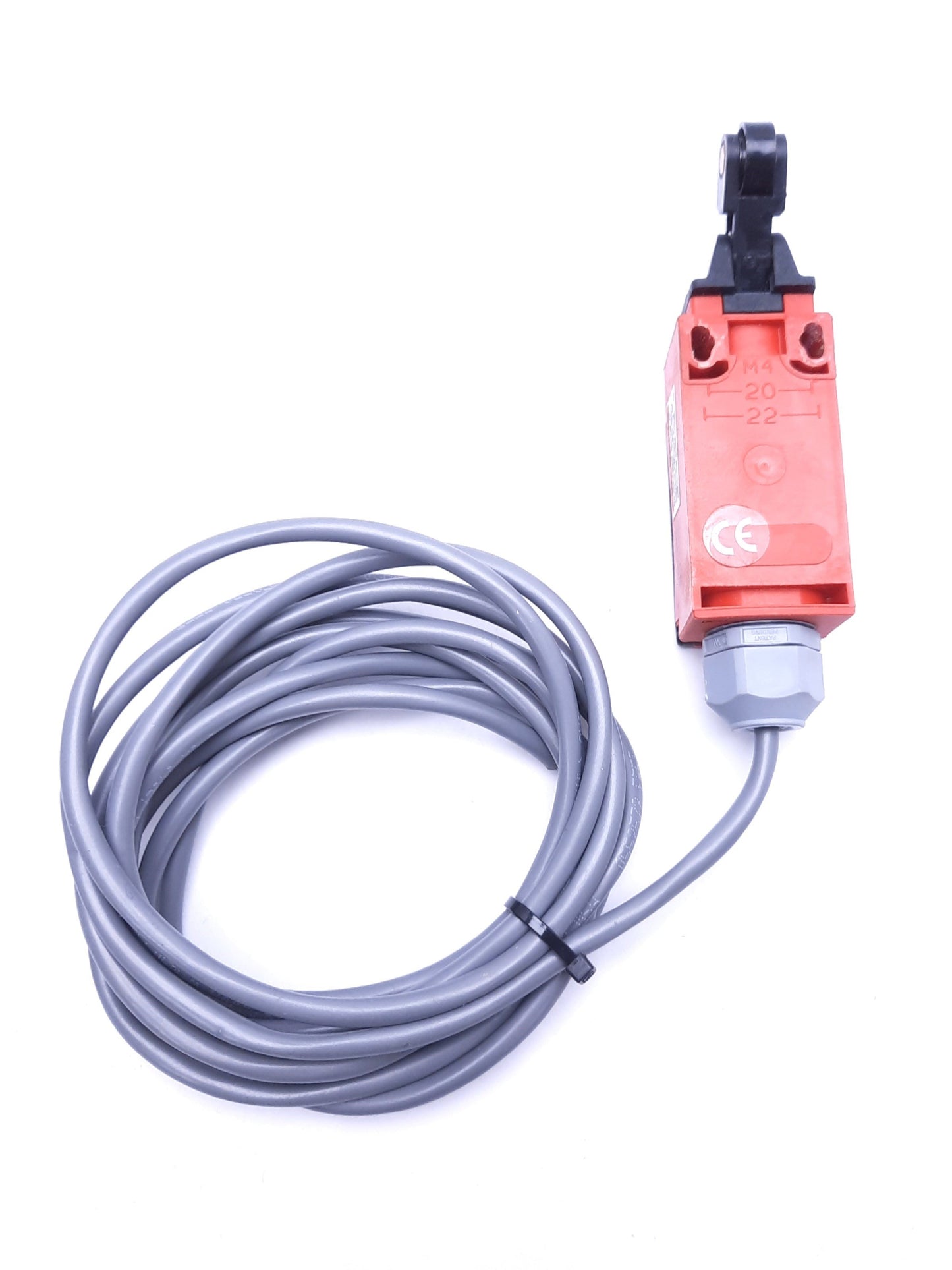 Used STI 44505-0450 Safety Limit Switch, DPST-NC, Rating: 230V 3A, Roller Actuator