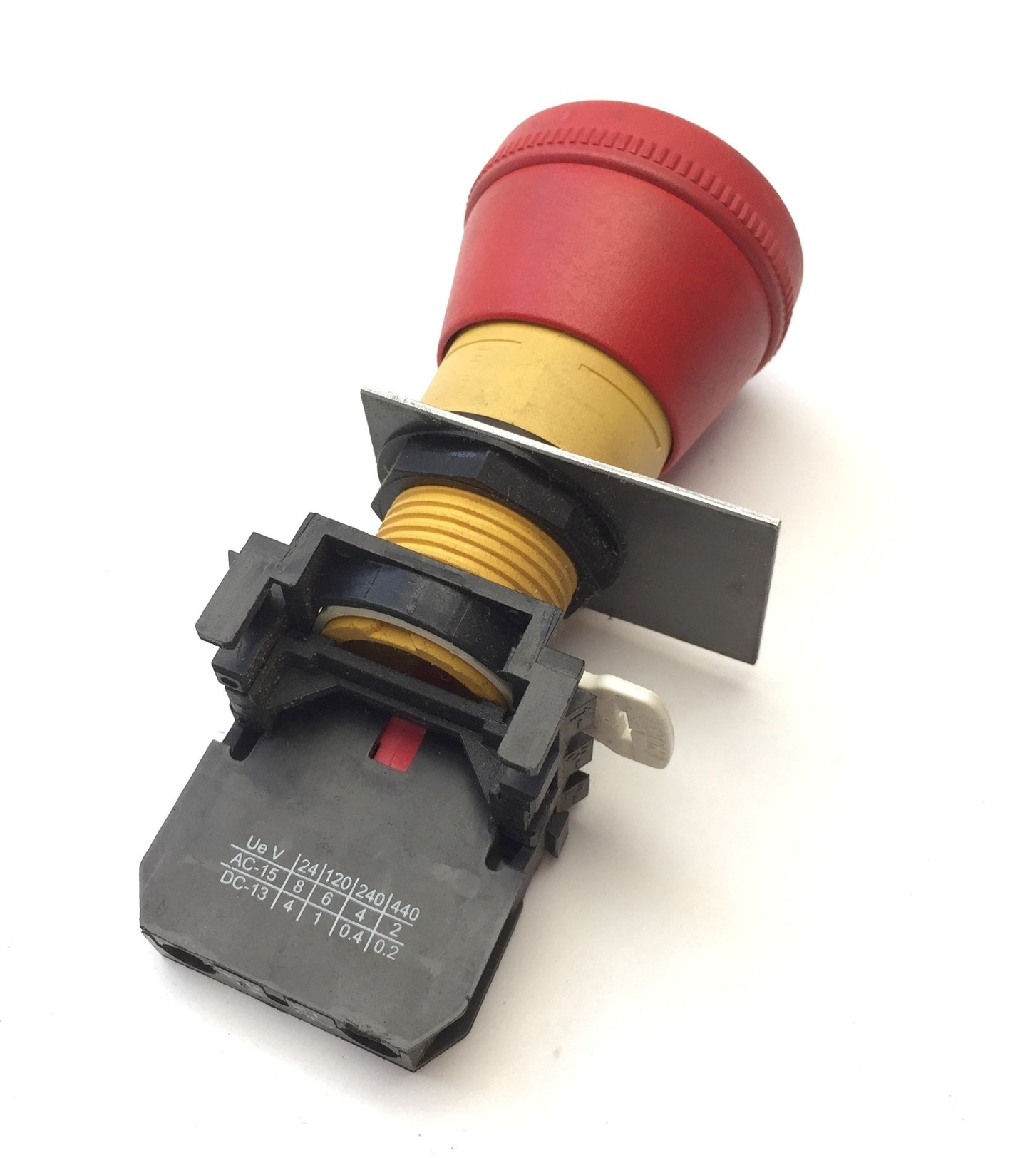 Used Eaton Cutler Hammer Emergency Stop Twist Release Pushbutton E22CB1 Contact 1NC