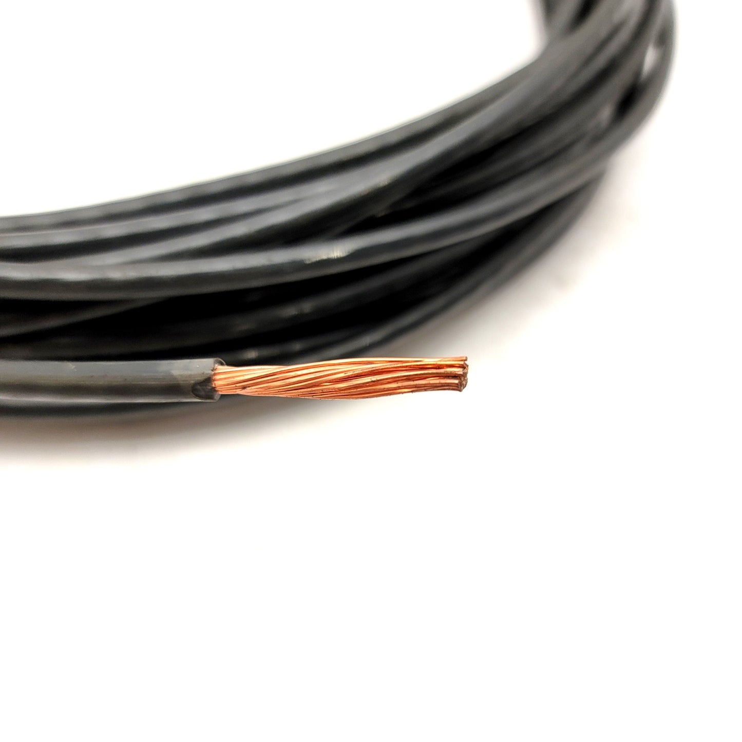 New – Open box Cerro Vinylon-B 8 AWG THHN/THHN-2 Stranded Single Conductor Wire 65 Feet Black