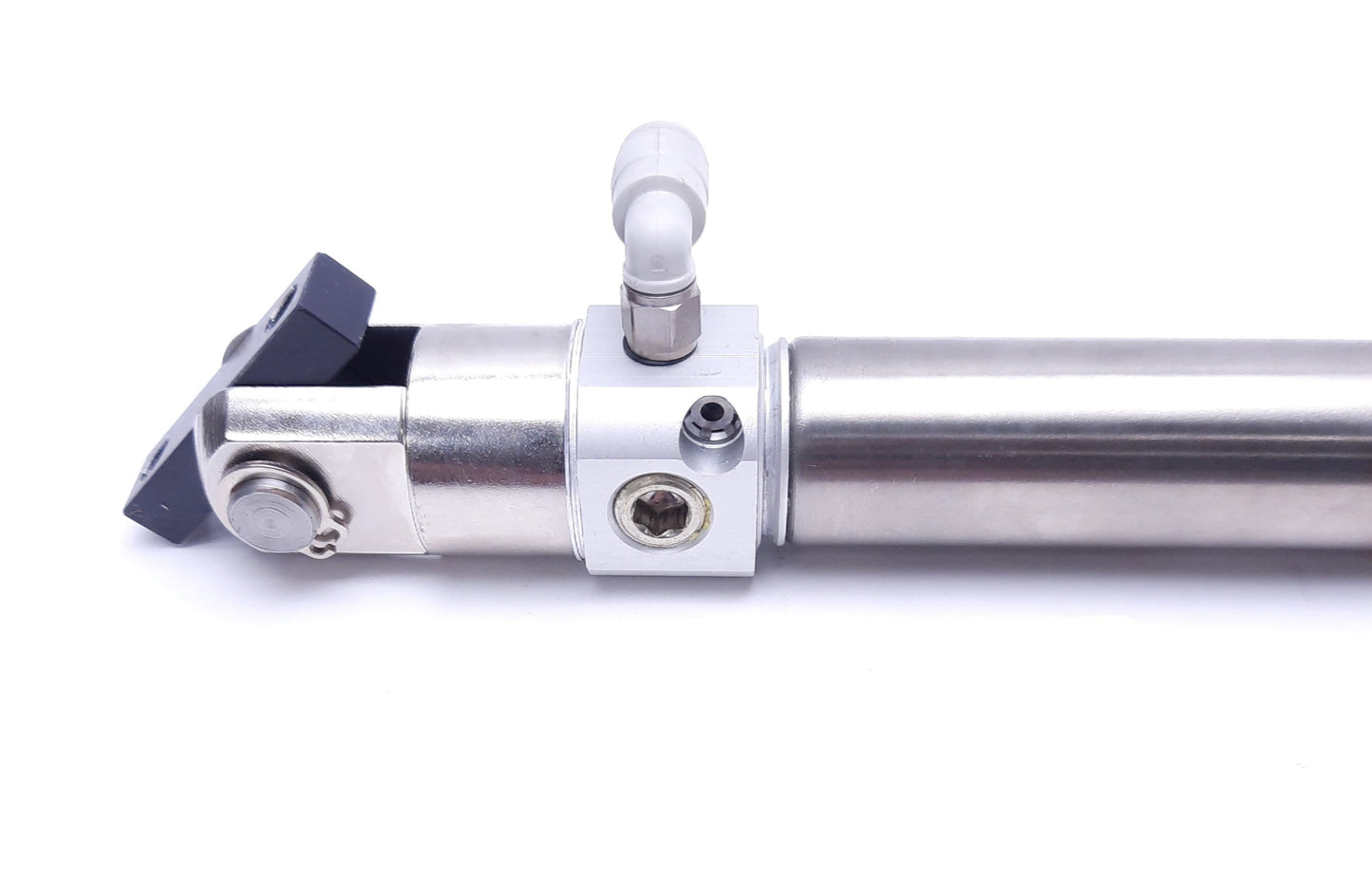 Used SMC CDM2D20-ULA000043 Pneumatic Cylinder, 20mm Bore, 370mm Stroke, M5x0.8