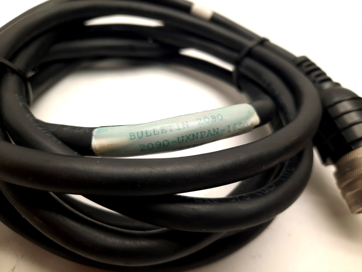 Used Allen Bradley 2090-UXNPAN-16S03 Series A Servo Cable Length: 3m