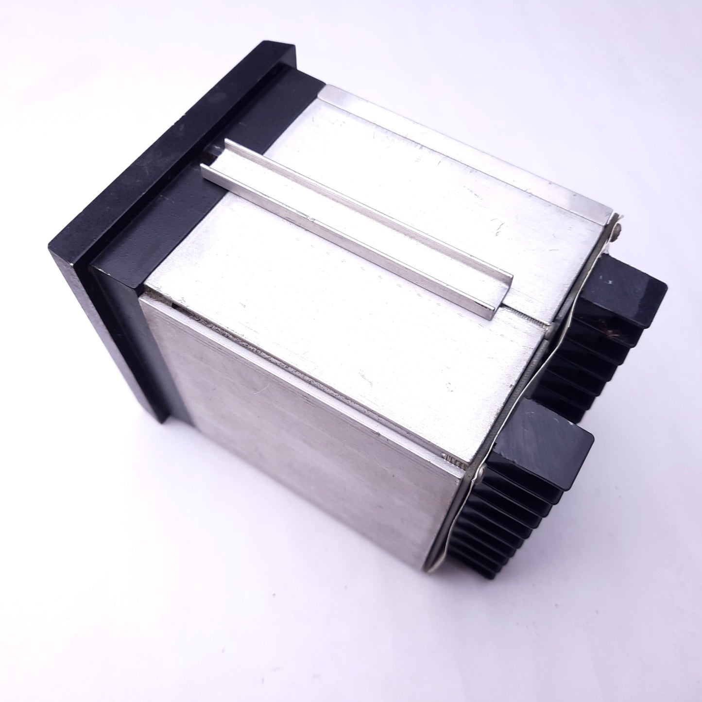 Used Gentran GT436E-10M Digital Melt Pressure Indicator, 0-10,000psi, Face: 4" x 4"