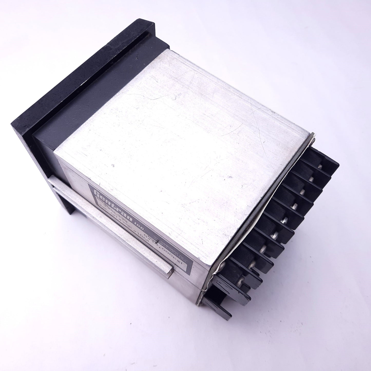 Used Gentran GT436E-10M Digital Melt Pressure Indicator, 0-10,000psi, Face: 4" x 4"