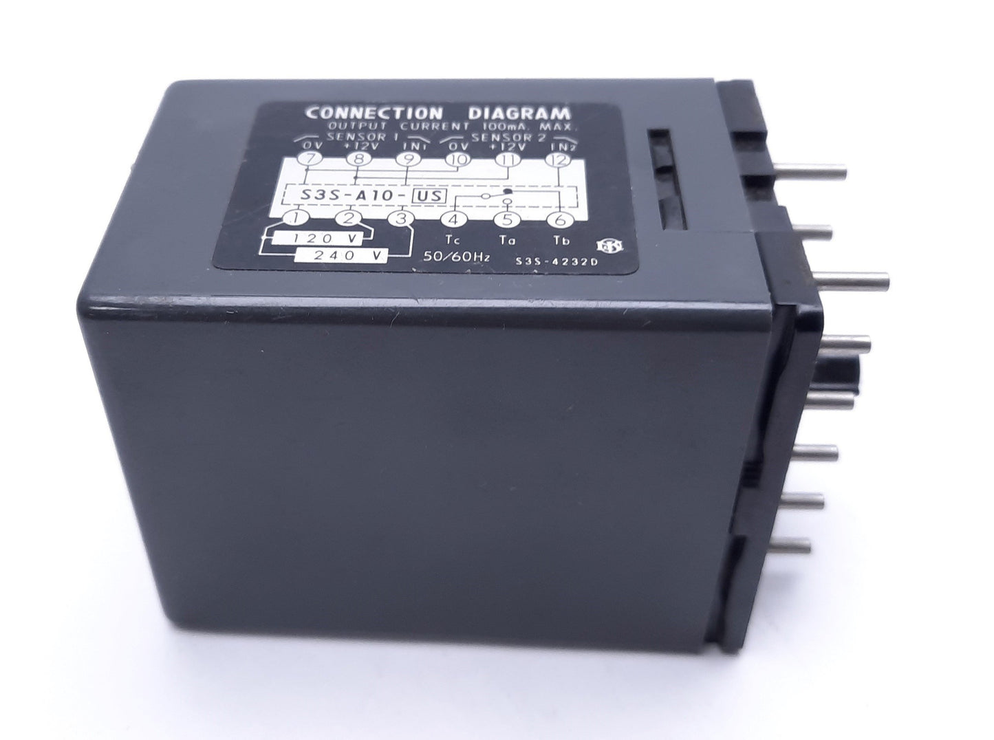 Used Omron S3S-A10-US Sensor Controller Unit, 120/240 VAC, 8 A, 50/60 Hz, 12-Pin