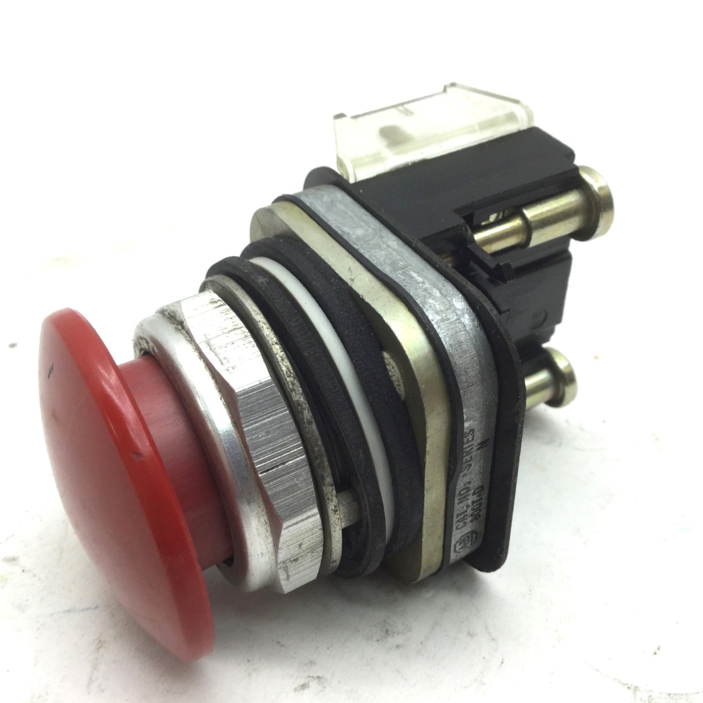 Used Allen Bradley 800T-D Red Push Button With 800T-XA Contacts NC NO