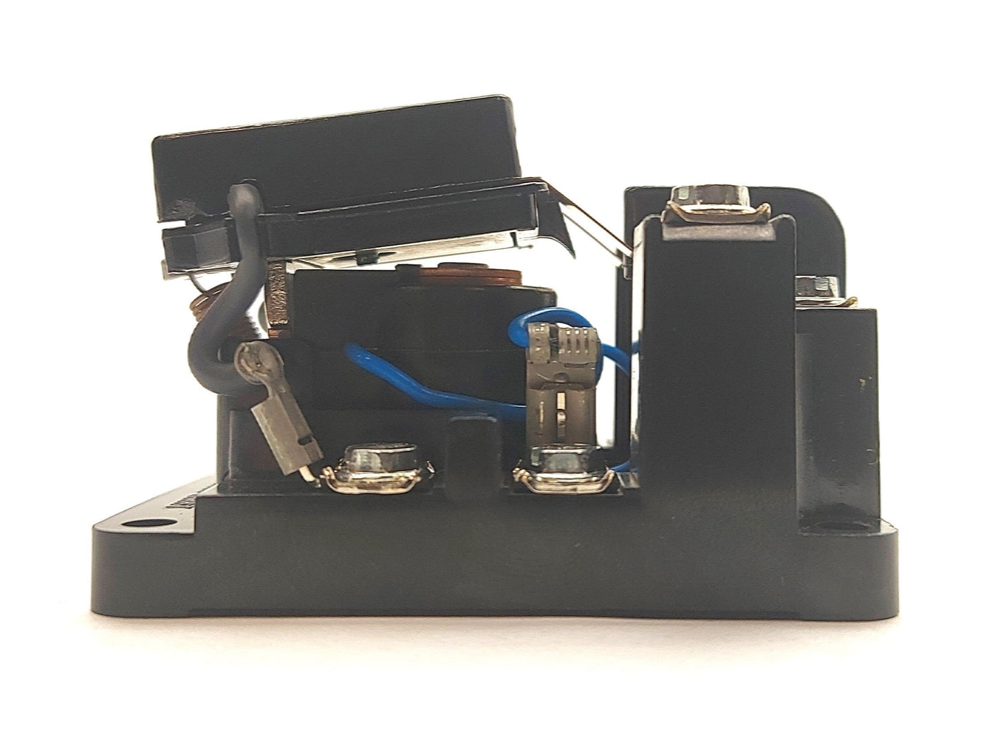 New – Open box Struthers-Dunn 415XBX Relay, DPDT NO/NC 240VAC 10A Contacts, 120VAC Coil