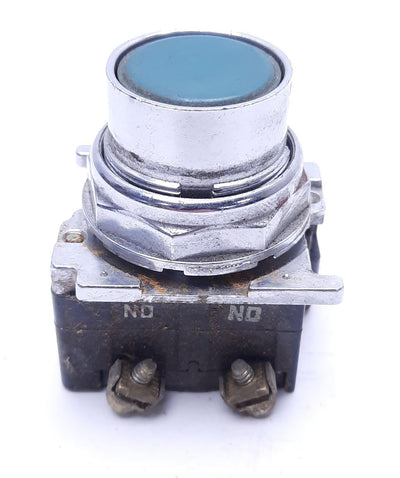 Used Cutler-Hammer 10250T 4087 Green Momentary Push Button Switch 600VAC 250VDC