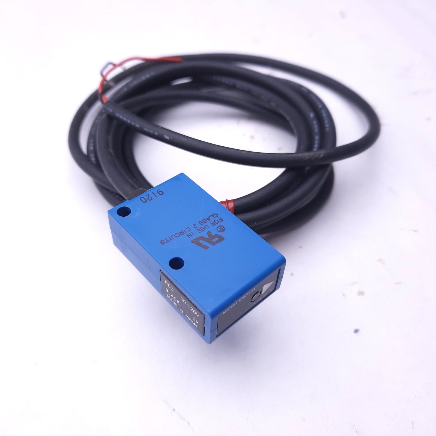 New Honeywell FE7B-TA6VE-M Photoelectric Emitter, Through Scan 2M Range NPN 10-28VDC