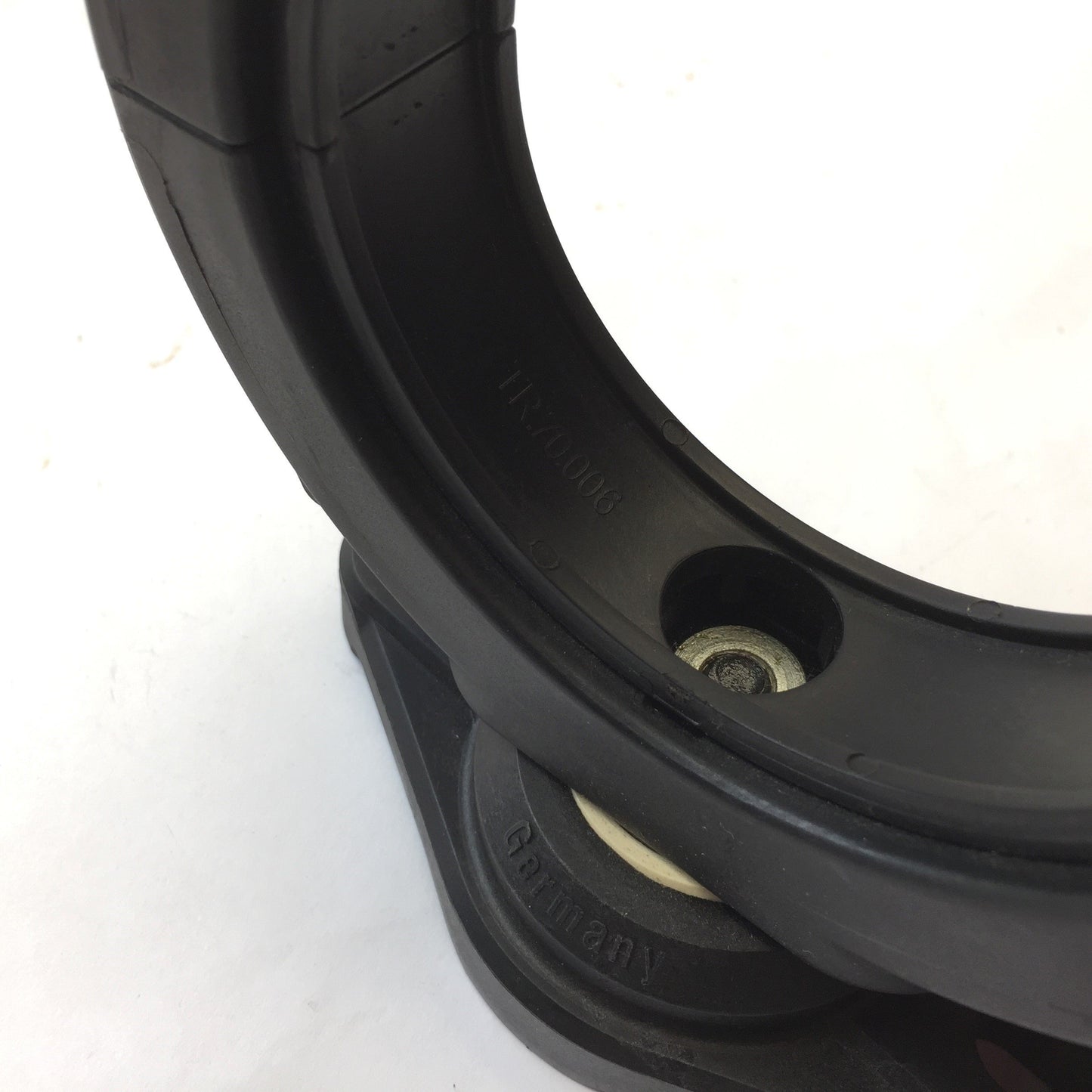 New – Open box Igus TR.70 Triflex Energy Cable E-Chain Carrier Strain Relief Mount Bracket Base