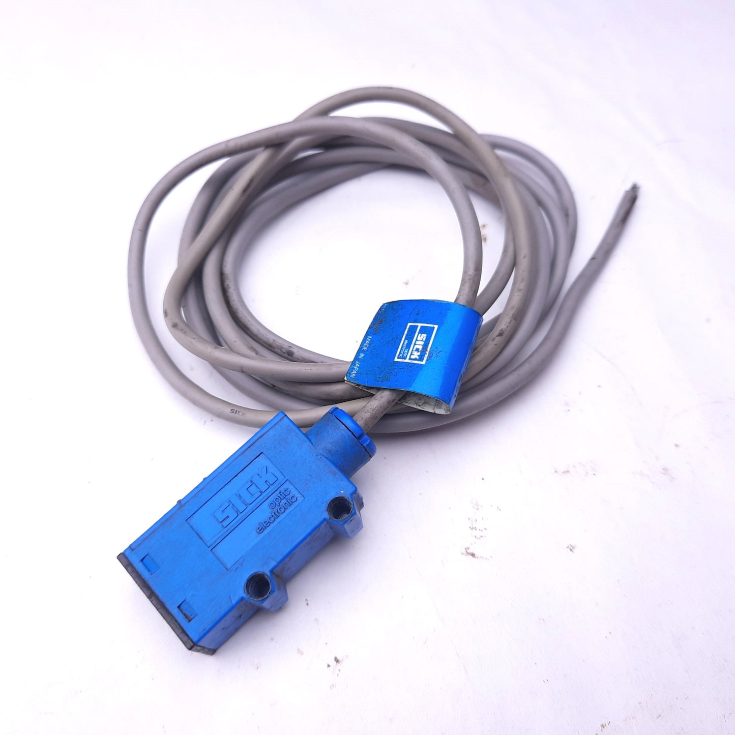Used Sick WS6-D132 Photoelectric Beam Sensor, Voltage: 12-24VDC, Cable Length: 6'