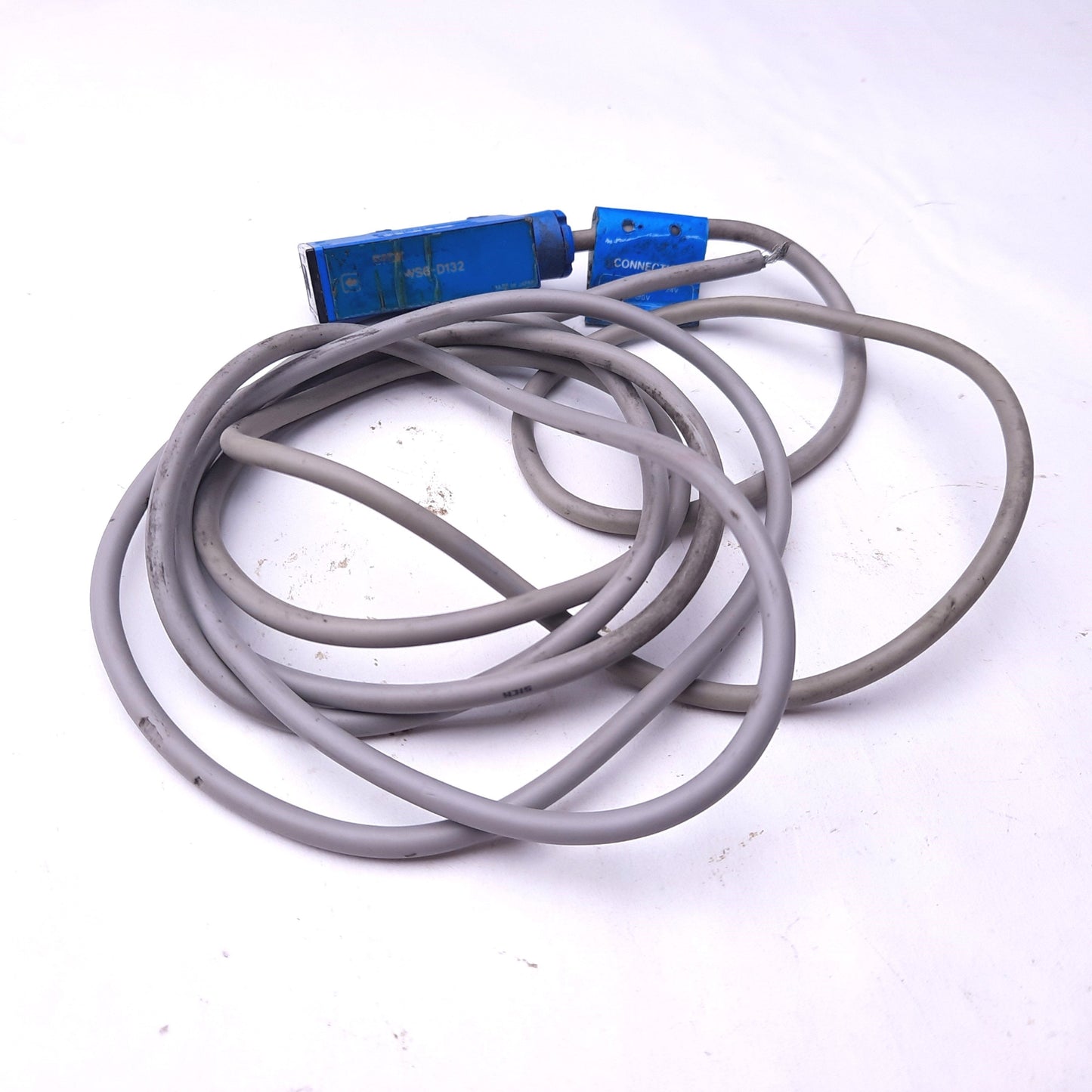 Used Sick WS6-D132 Photoelectric Beam Sensor, Voltage: 12-24VDC, Cable Length: 6'