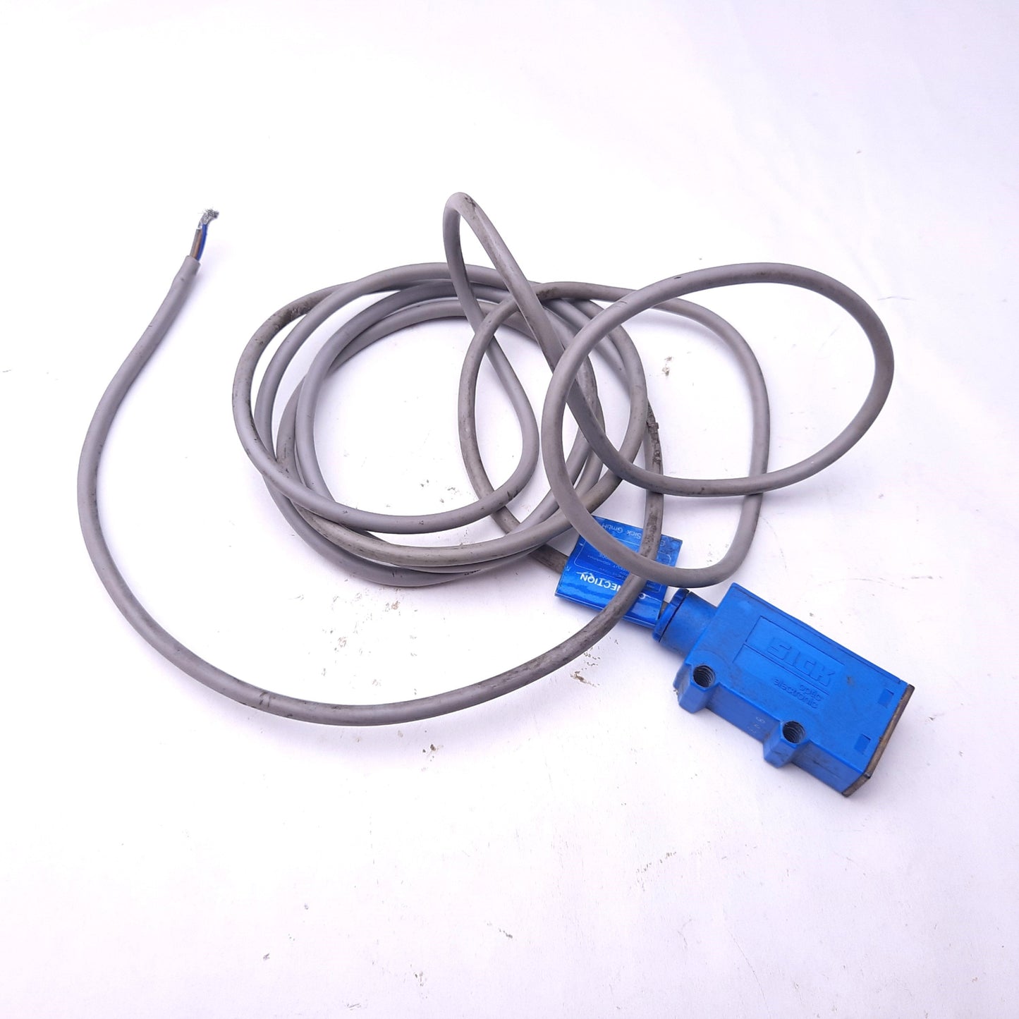 Used Sick WS6-N132 Photoelectric Beam Sensor, Voltage: 12-24VDC, Cable Length: 6'