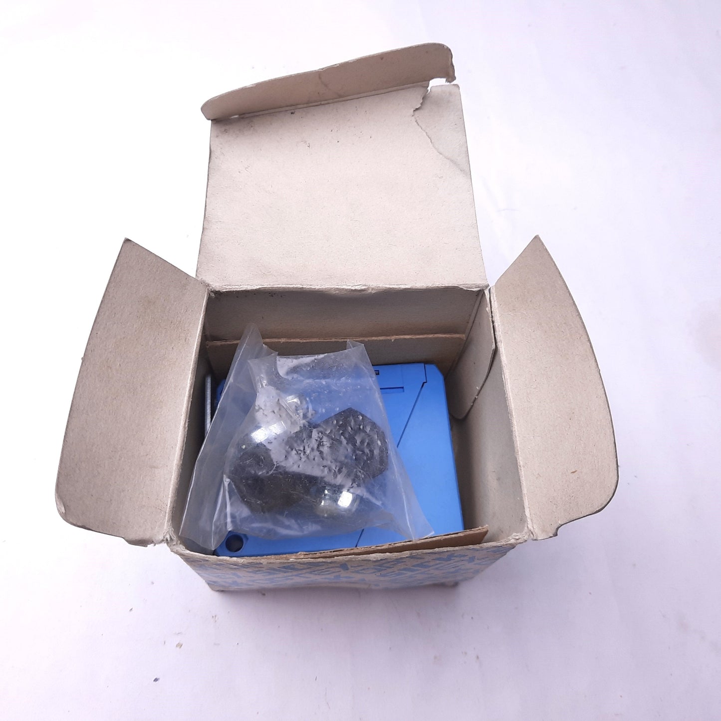 New Other Sick WT260-S230 Photoelectric Proximity Sensor 5mm-1.7m Range SPST 24-240VAC/DC