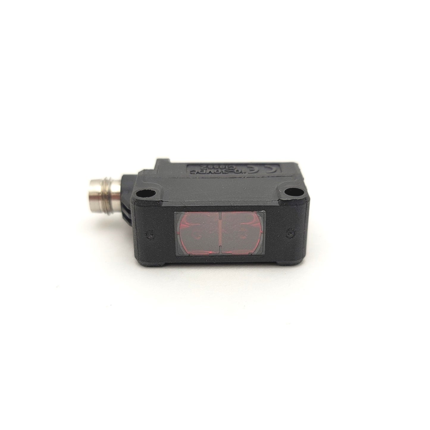 Used KEYENCE PZ-G42CP Square Reflective Photoelectric Switch M8 4-Pin, PNP, 10-30VDC