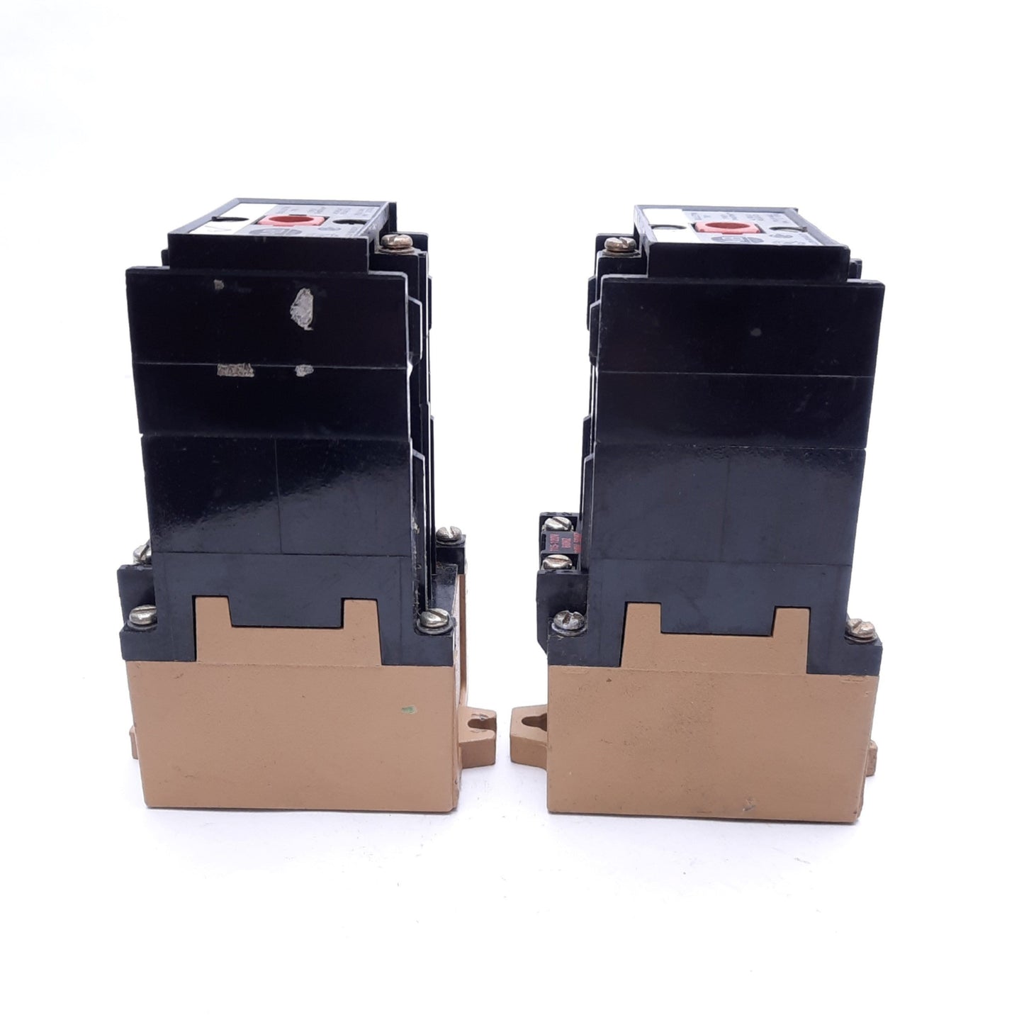 Used Lot of 2 Allen-Bradley 700-P800A1 Series B AC Relays, 110-120V Coil Voltage