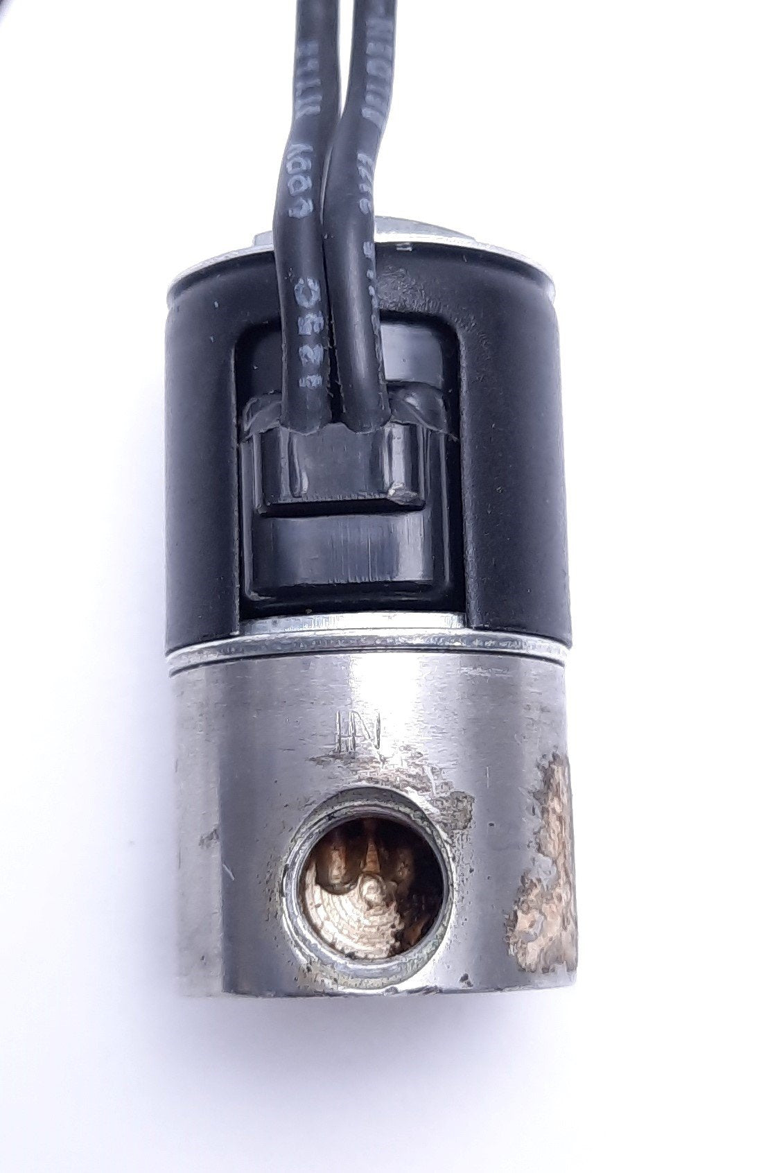 Used Airmatic Allied 1-21383 Solenoid Valve 24VDC 7W, 125psi MOPD, 1/16" Orifice