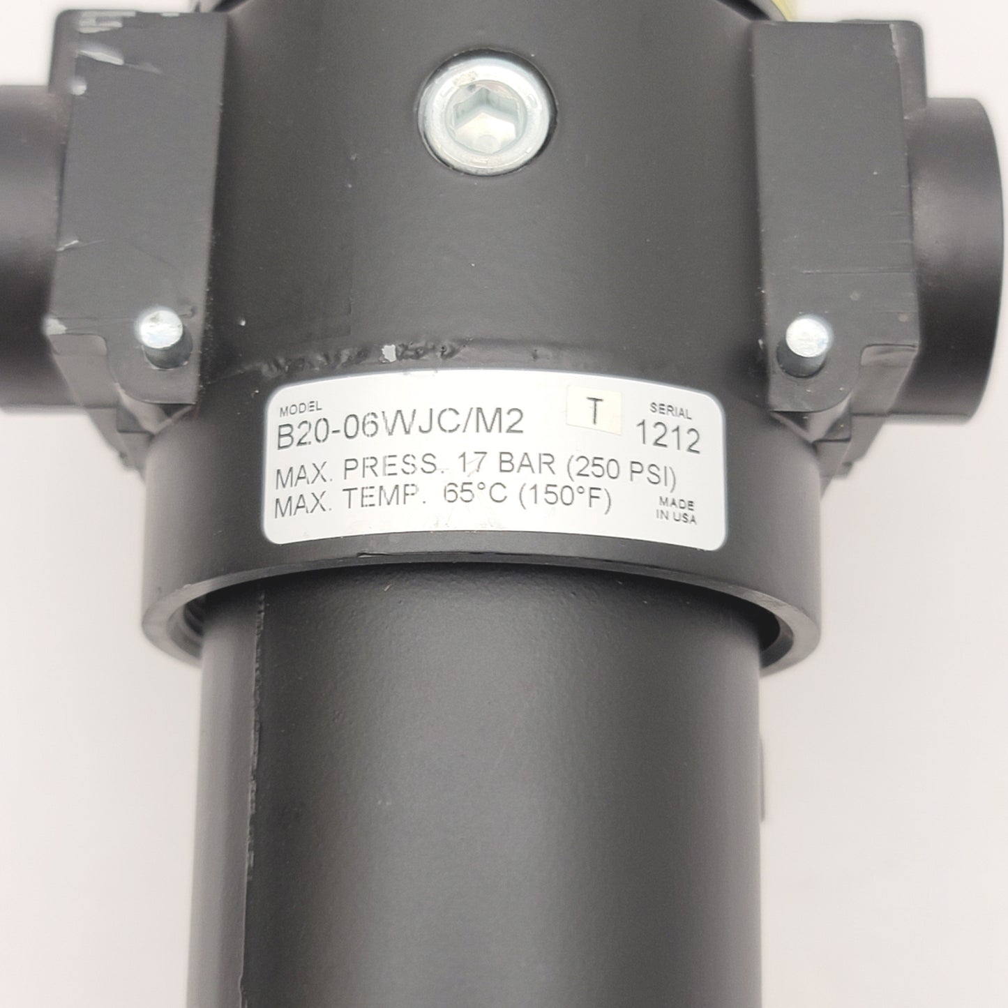 Used Parker B20-06WJC/M2 Filter Regulator, 3/4"NPT, 40 Micron, 0-125PSIG, 150°F Max
