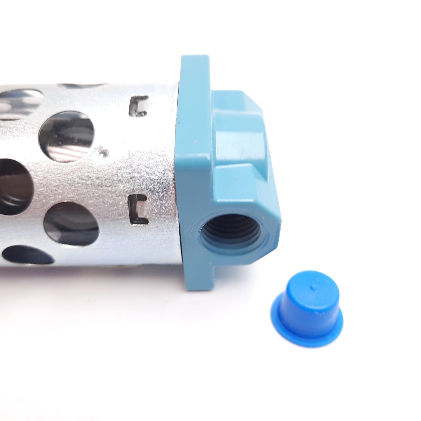 New Wilkerson M00-02-BX0 Coalescing Pneumatic Filter, Ports: 1/4" NPT, 150psi Max