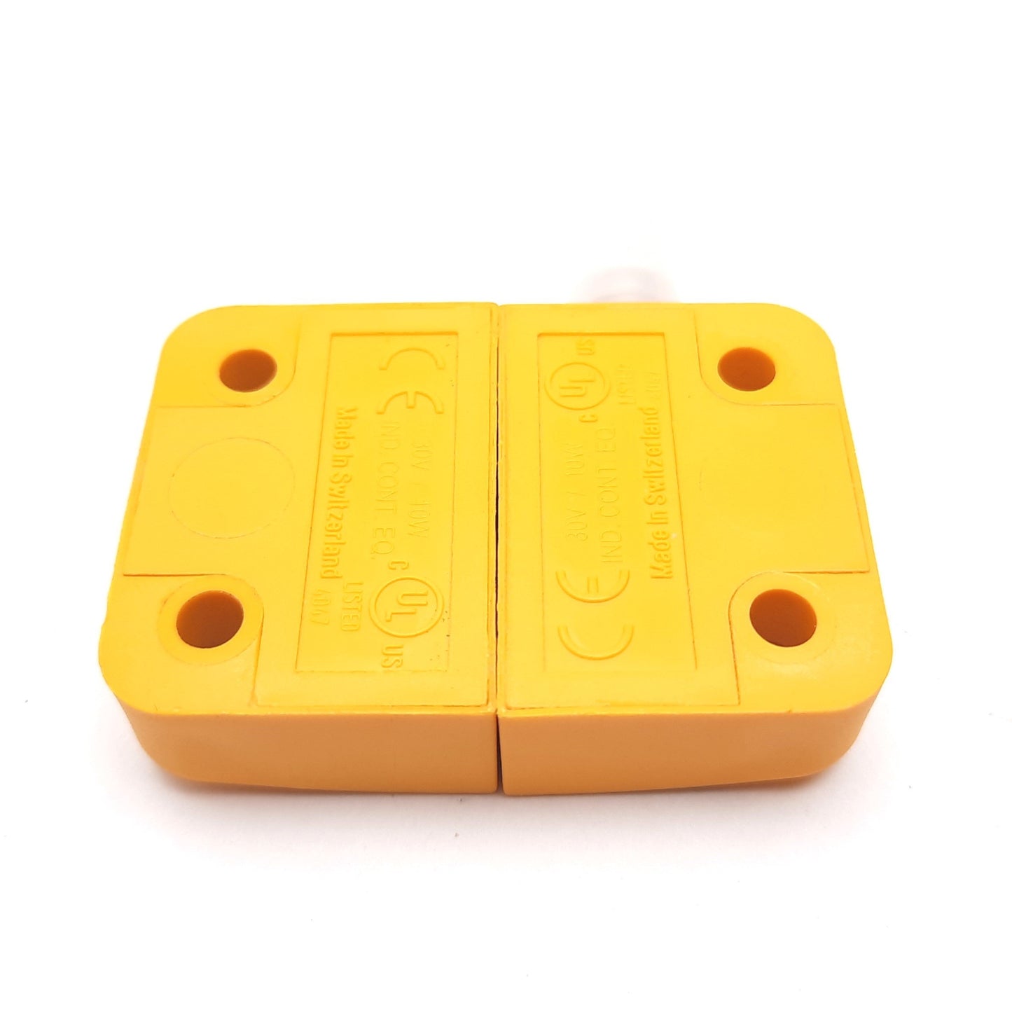 New – Open box Pilz PSEN 1.1p-12 with PESN 1.1-10 (524112, 514110) Magnetic Coded Safety Switch