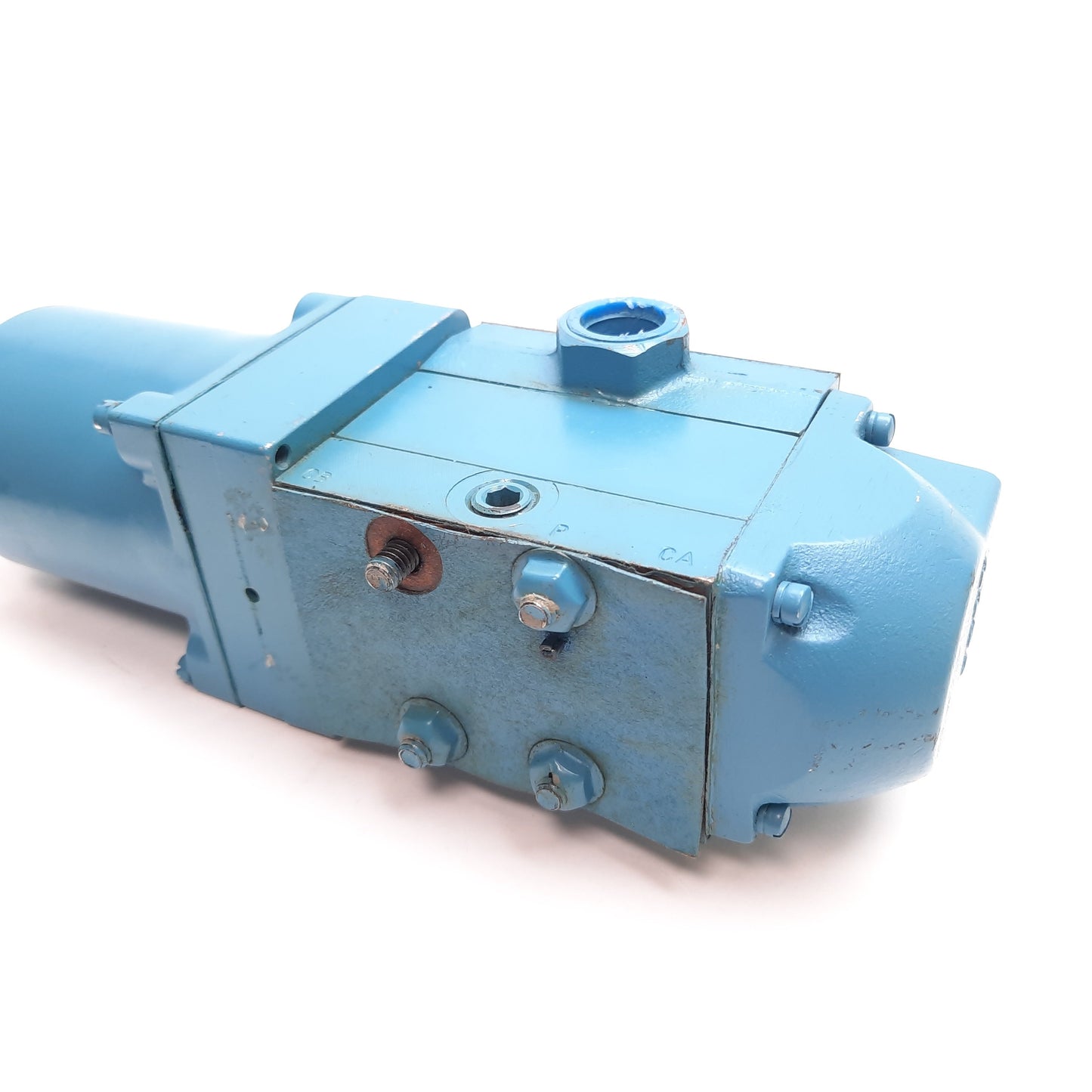 New – Open box Teledyne Republic 21110-7303-0200 Directional Control Valve, 2-Position 4-Port