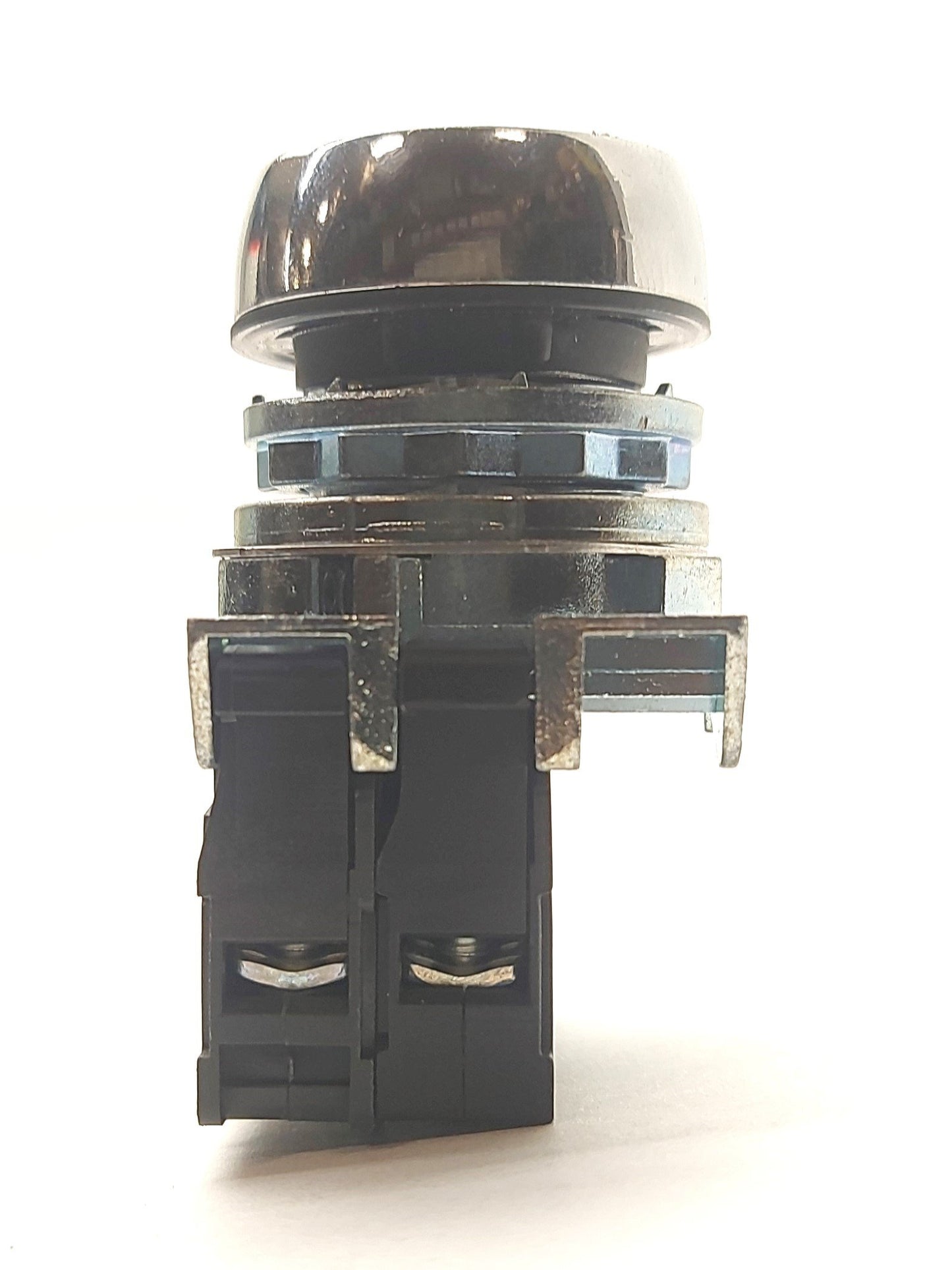 Used Allen Bradley 800FM-LF0 Illuminated Flush Push Button 1x 800F-X10 NO Contact 24V