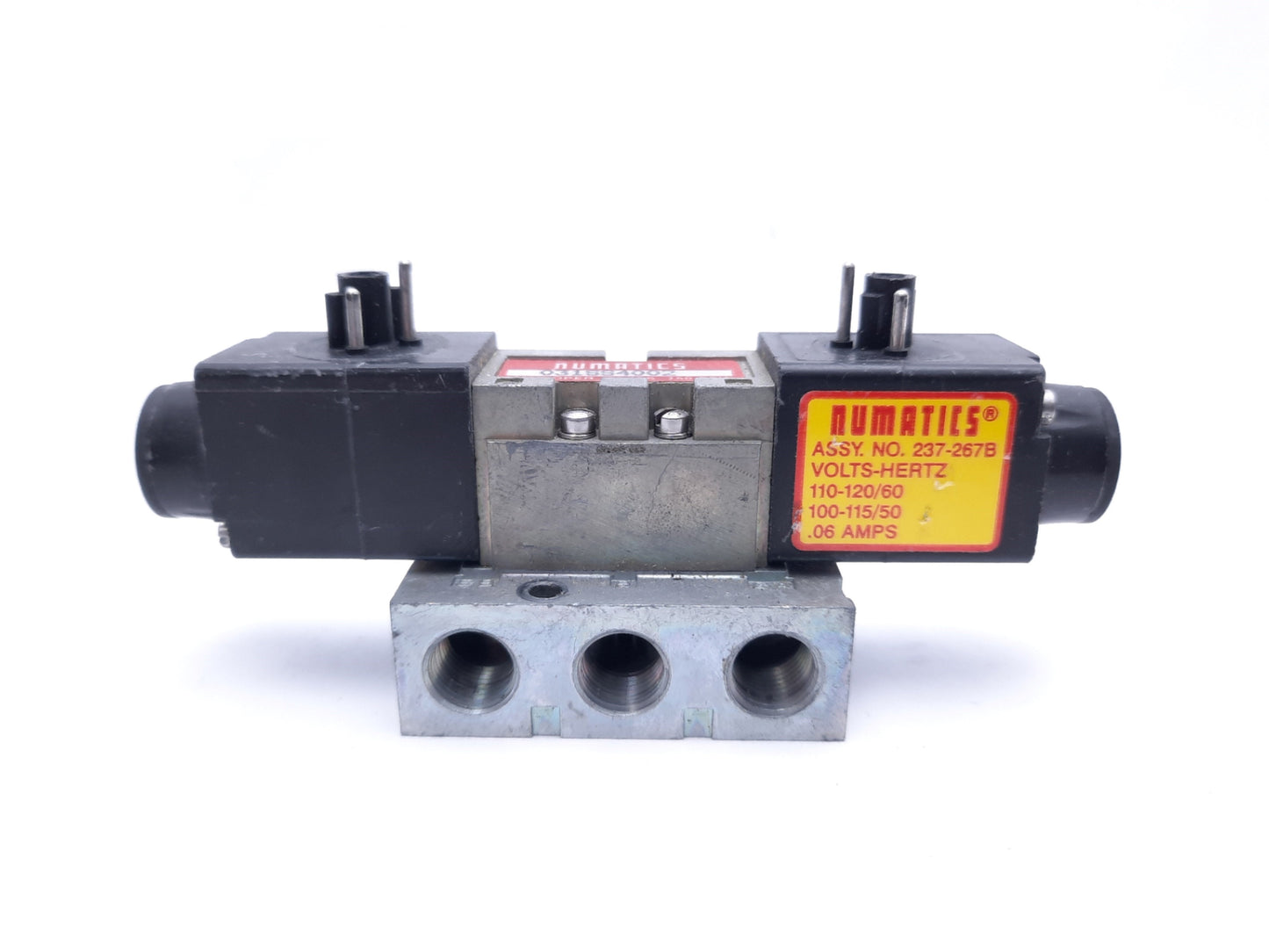 Used Numatics 031SS4002 Solenoid Valve Assembly With (2) 237-267B Solenoids 120 VAC
