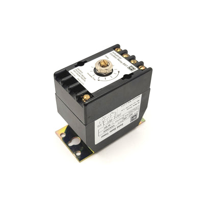 Used Cutler-Hammer 1253C29G20 BST-ON On Delay Timer Relay, 0.1-30 Sec, 120V, 0.7A