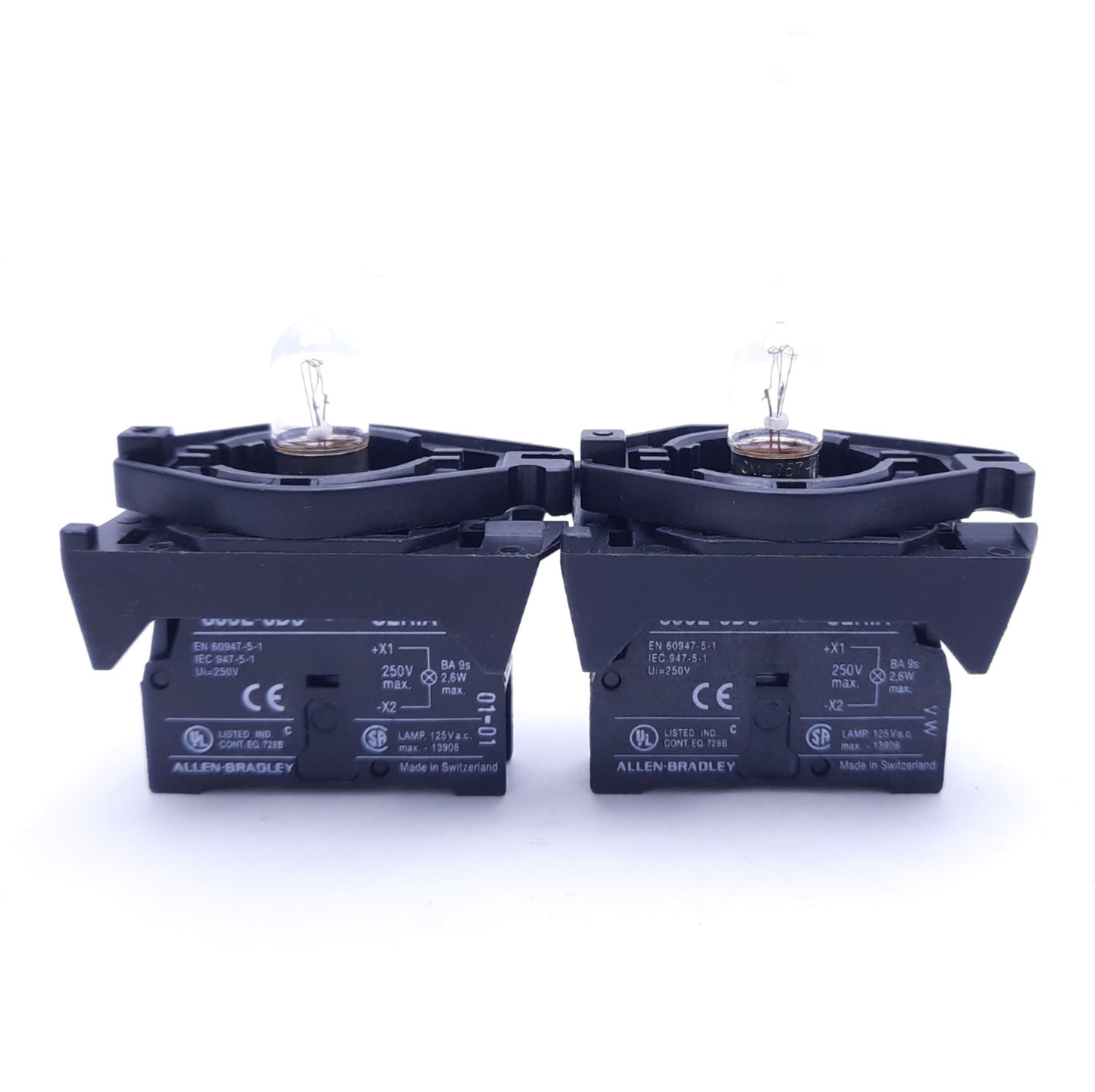 Used Lot of 2 Allen-Bradley 800E-3D0 Series A Light Module Contact Blocks With Mount