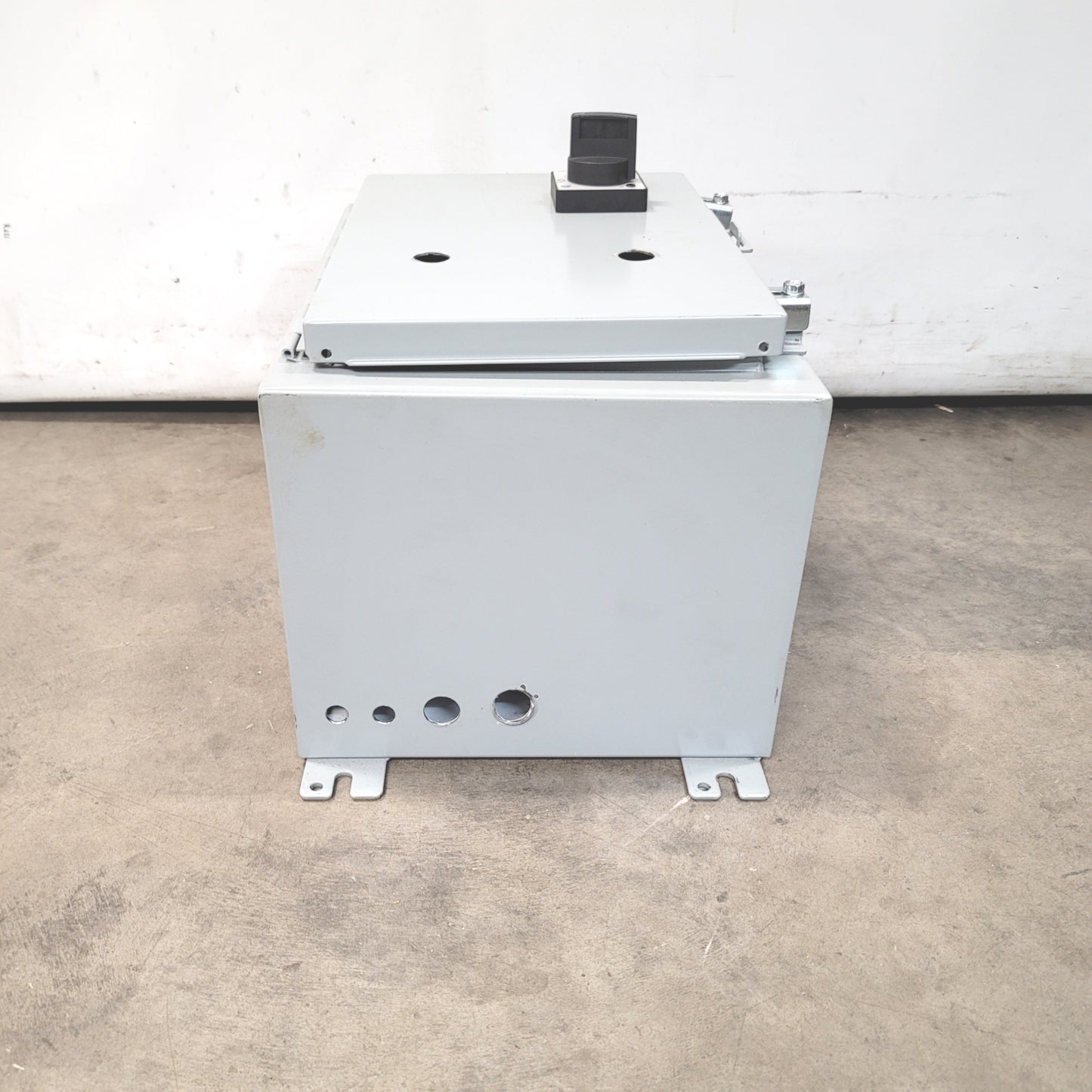 Used Hoffman A161210LP Electrical Enclosure With Allen Bradley 140M-C2E-C16 Breaker