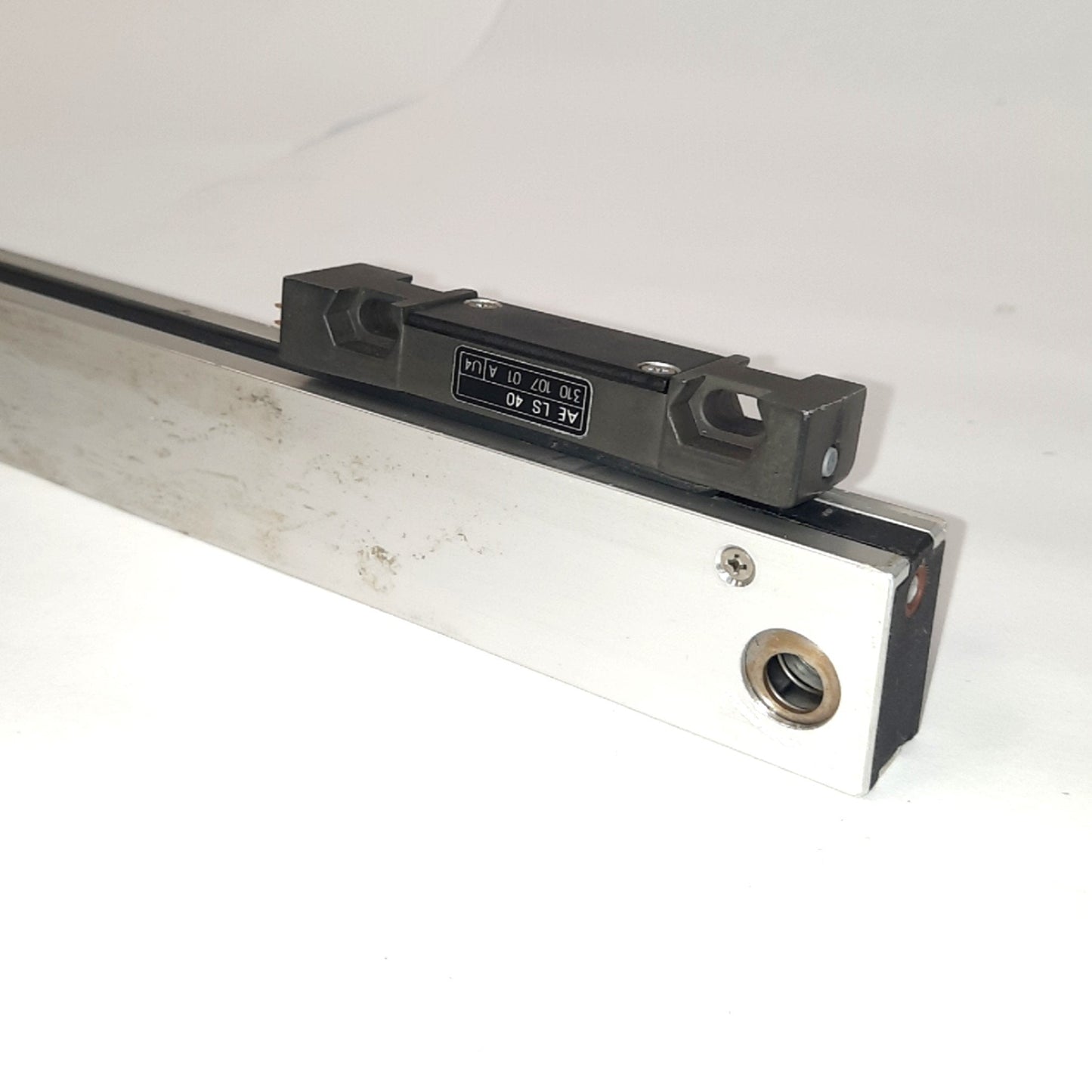 Used Heidenhain LS 406 Linear Encoder, Measuring Length: 570mm, 310 110 26