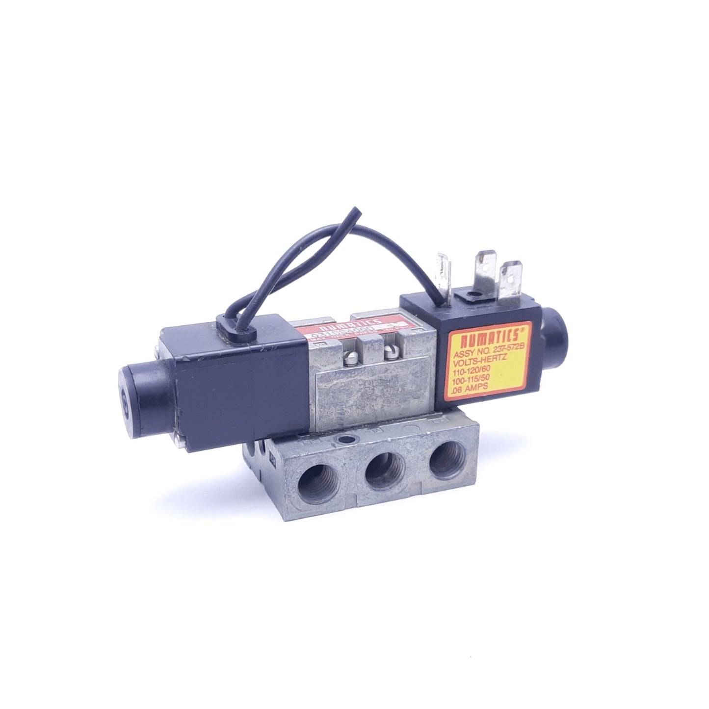 Used Numatics 031SS4000 Solenoid Valve 150 PSIG With 237-572B And 237-261B Solenoids
