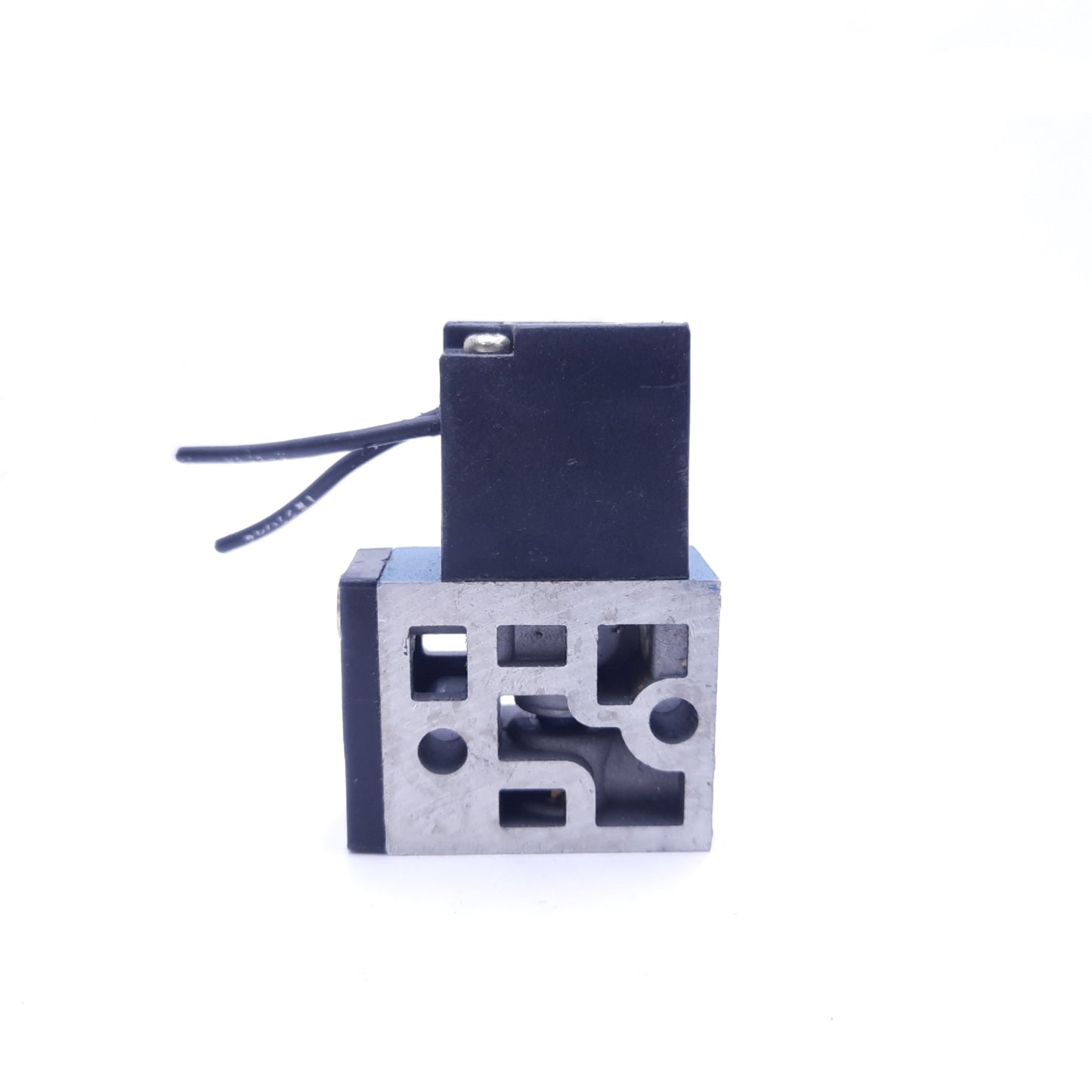 Used MAC Model 45A-TA2-DDAA-1BA Flow Control Solenoid Valve, 120 PSI, 24 VDC, 4.2 W