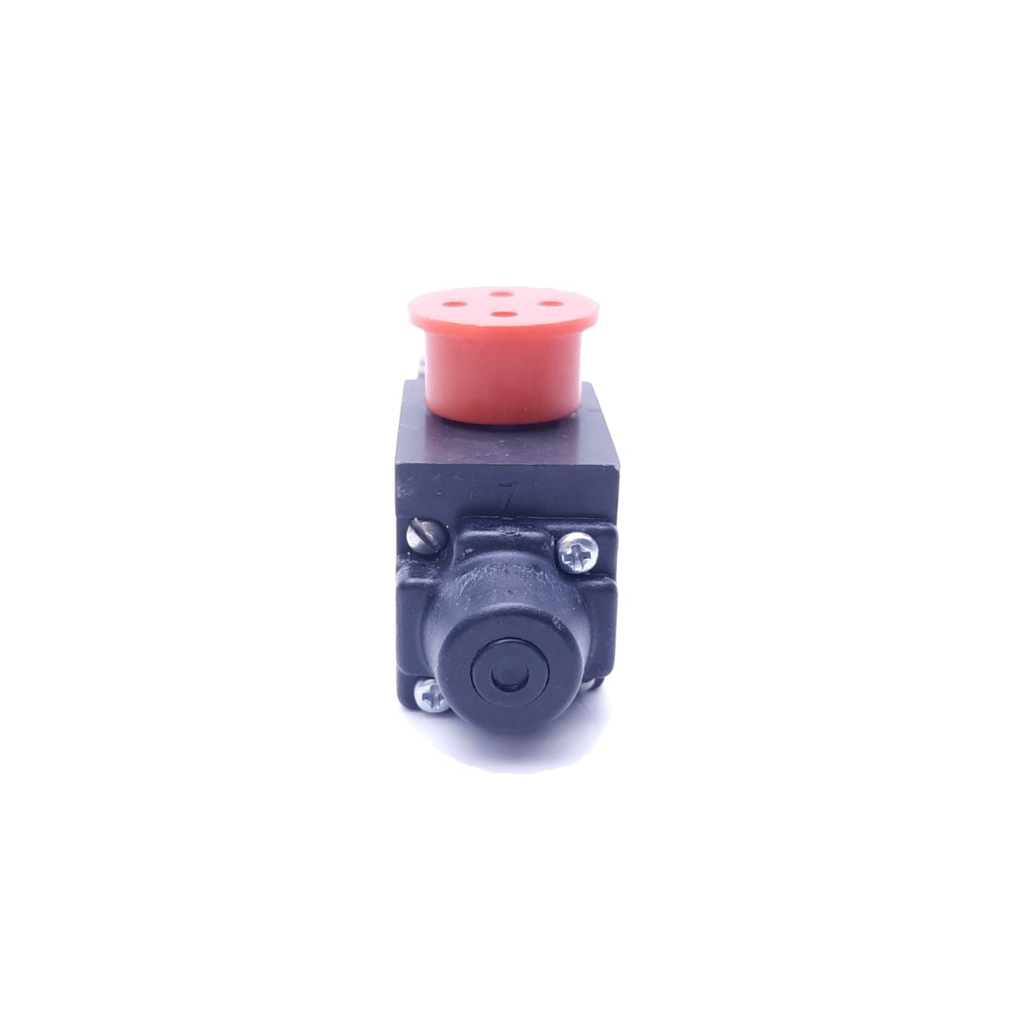 New – Open box Numatics 031SA401E Solenoid Valve, Voltage 24 VDC, Pressure 150 PSIG, Watts 6 W