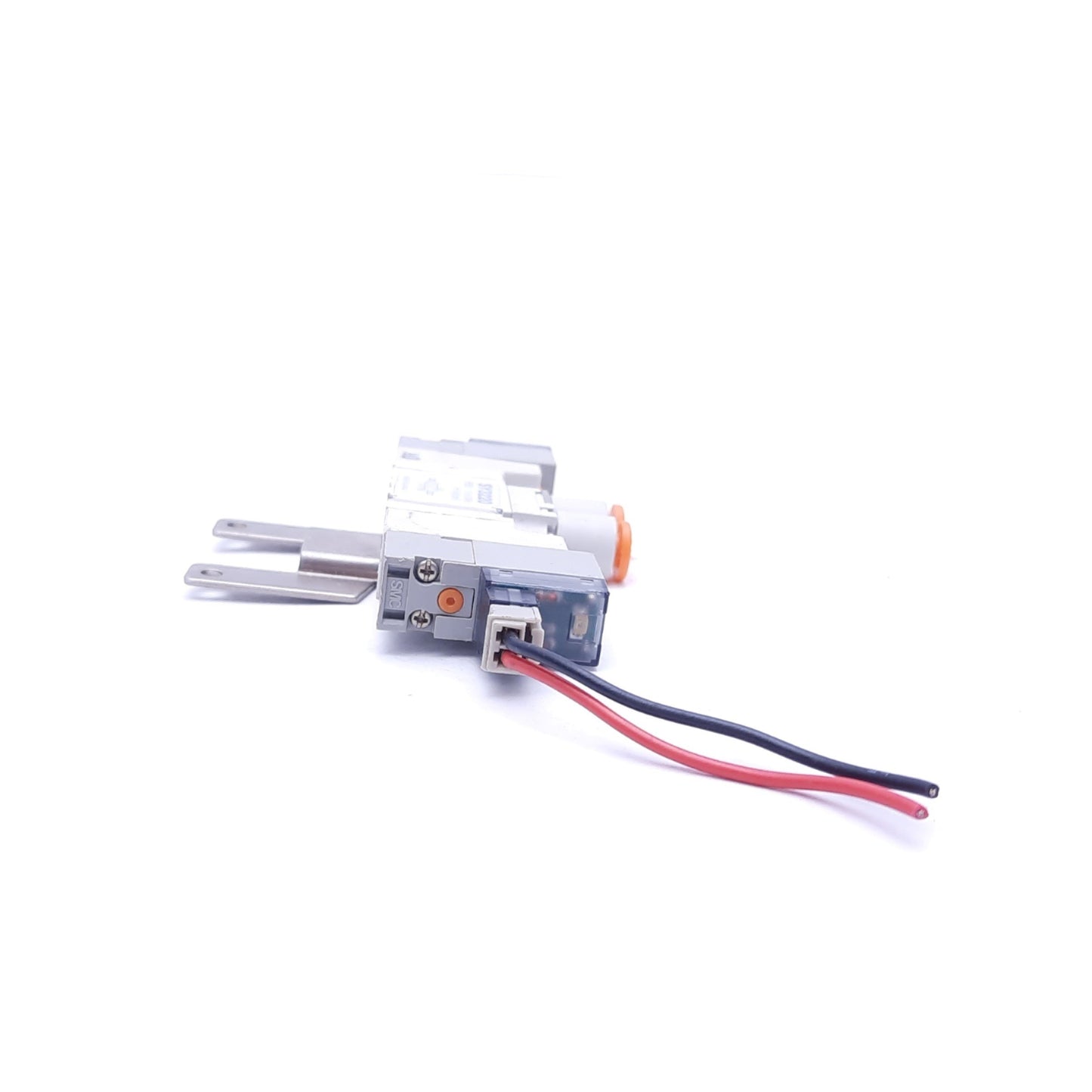 Used SMC SY3220 Two Signal/Two Way Double Solenoid Valve, 24 VDC, 0.1-0.7 MPa, 5 Port
