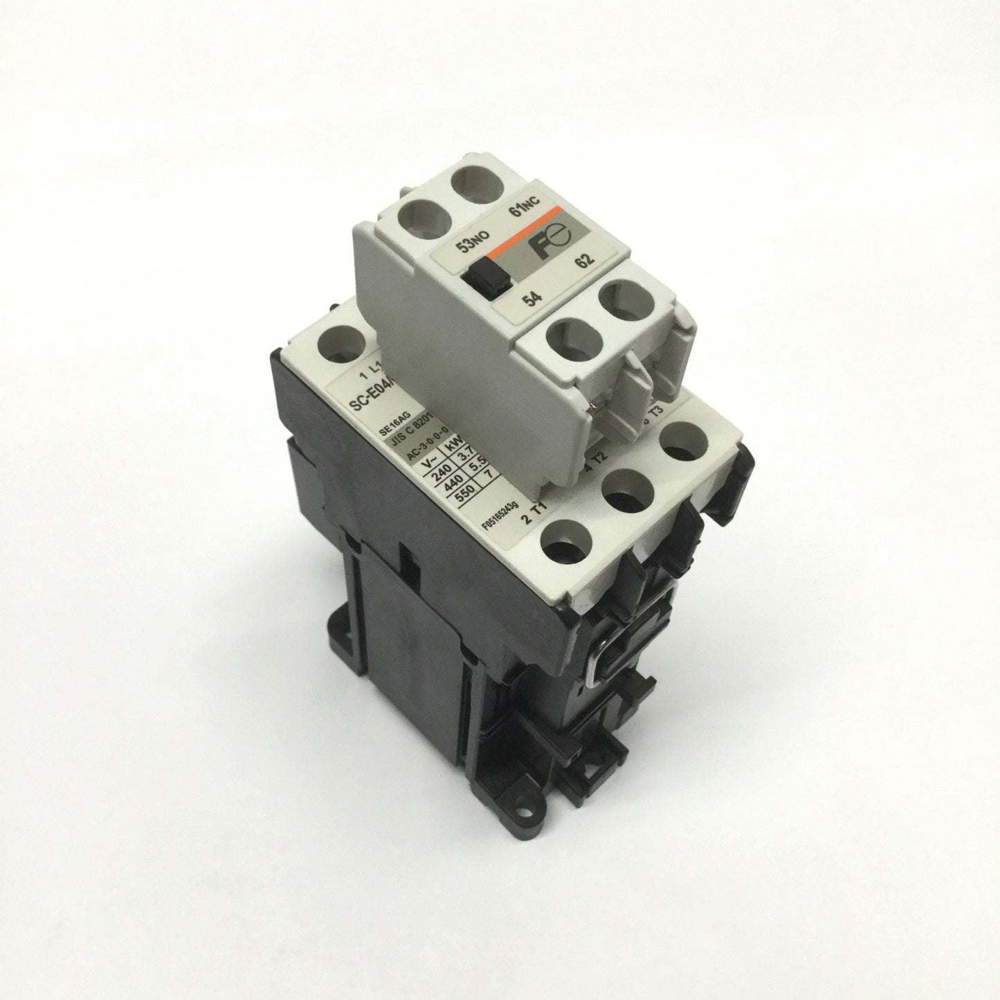New – Open box Fuji Electric SC-E04/G IEC Contactor 600VAC 18A 3PH, 24VDC Coil w/Aux 1NO-1NC