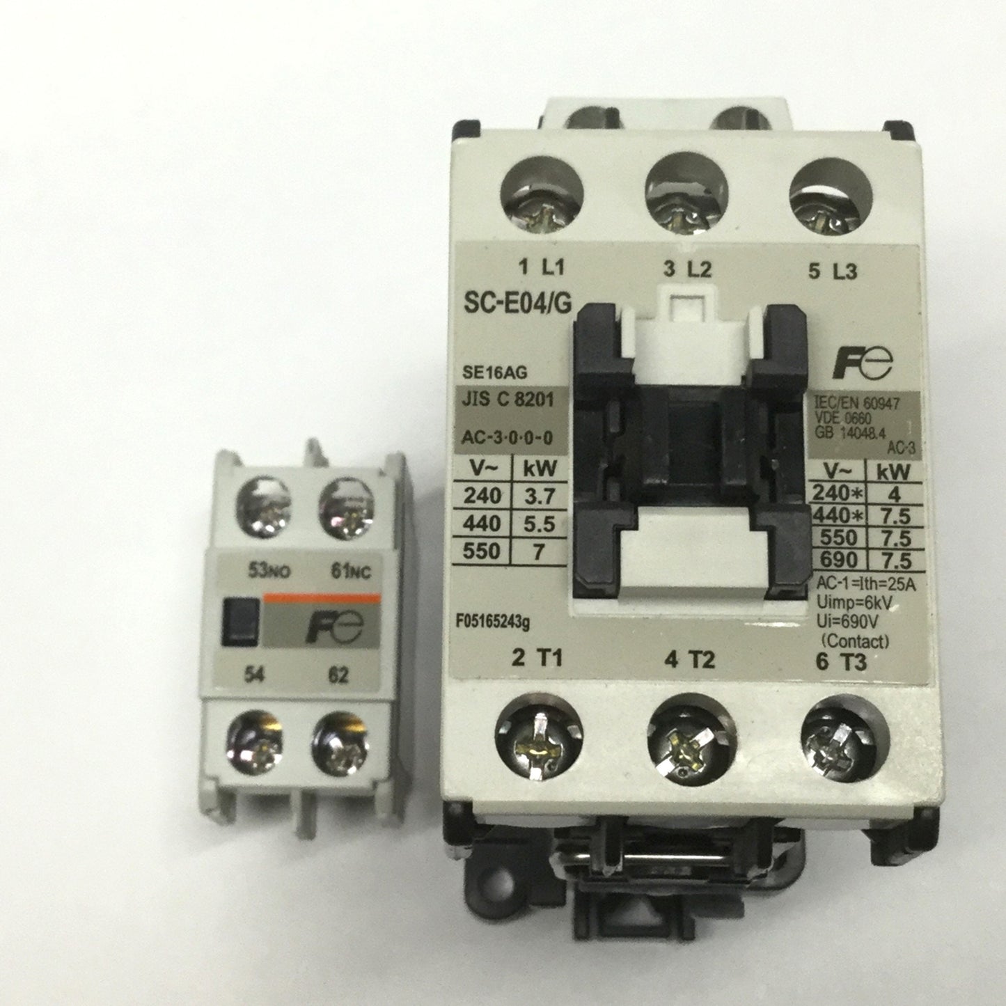 New – Open box Fuji Electric SC-E04/G IEC Contactor 600VAC 18A 3PH, 24VDC Coil w/Aux 1NO-1NC